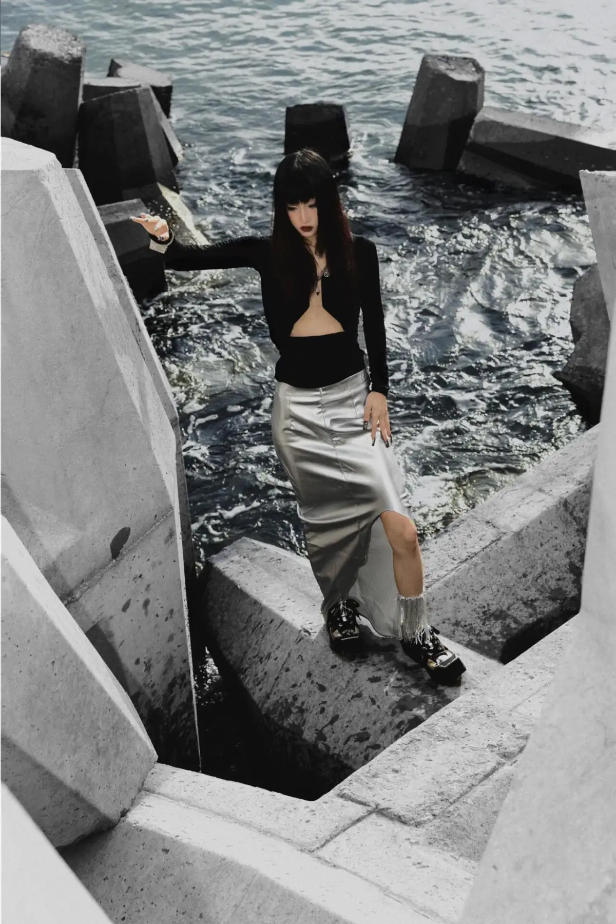 ANCIENT FOSSIL丨Square-Toe Casual Shoes (Black-Silver, Unisex)
