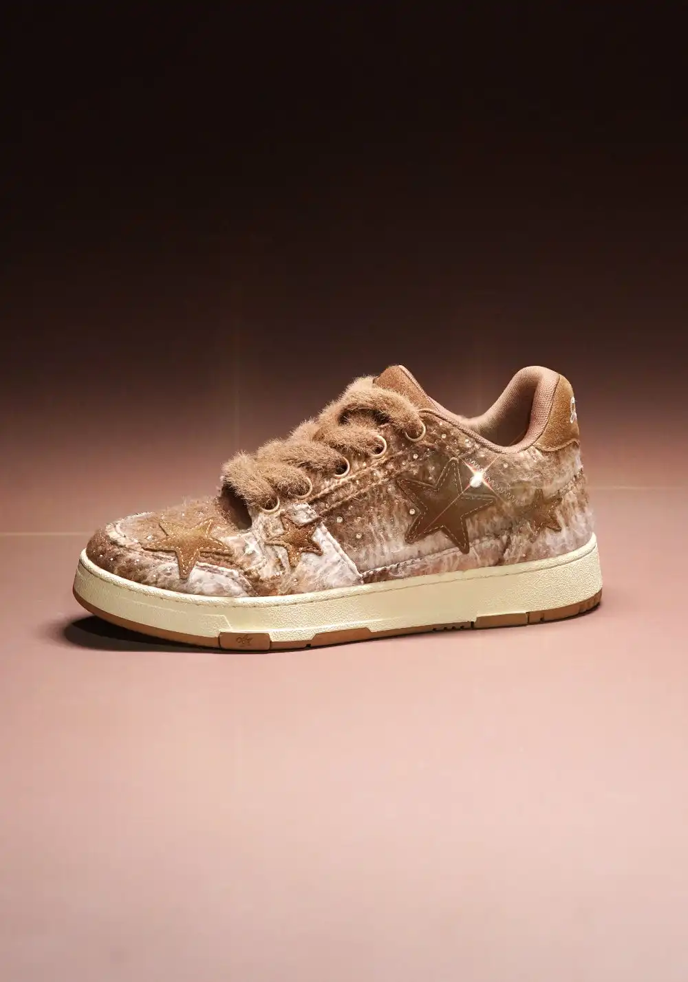 KAALIXTO丨Gradient Brown Fuzzy Star Sneaker