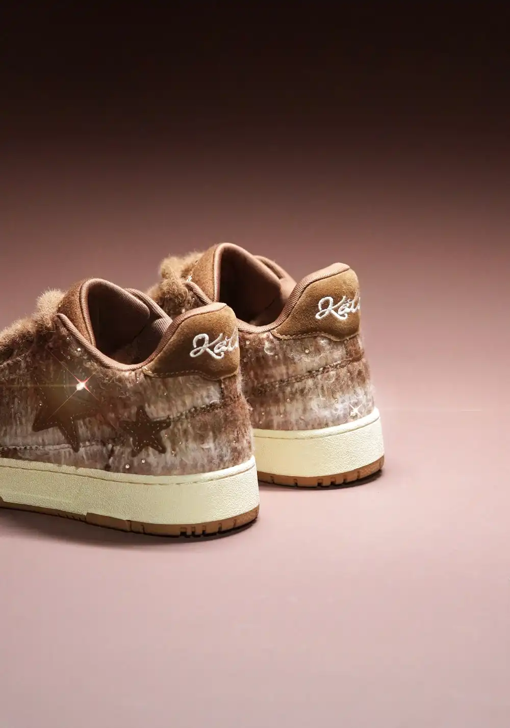 KAALIXTO丨Gradient Brown Fuzzy Star Sneaker
