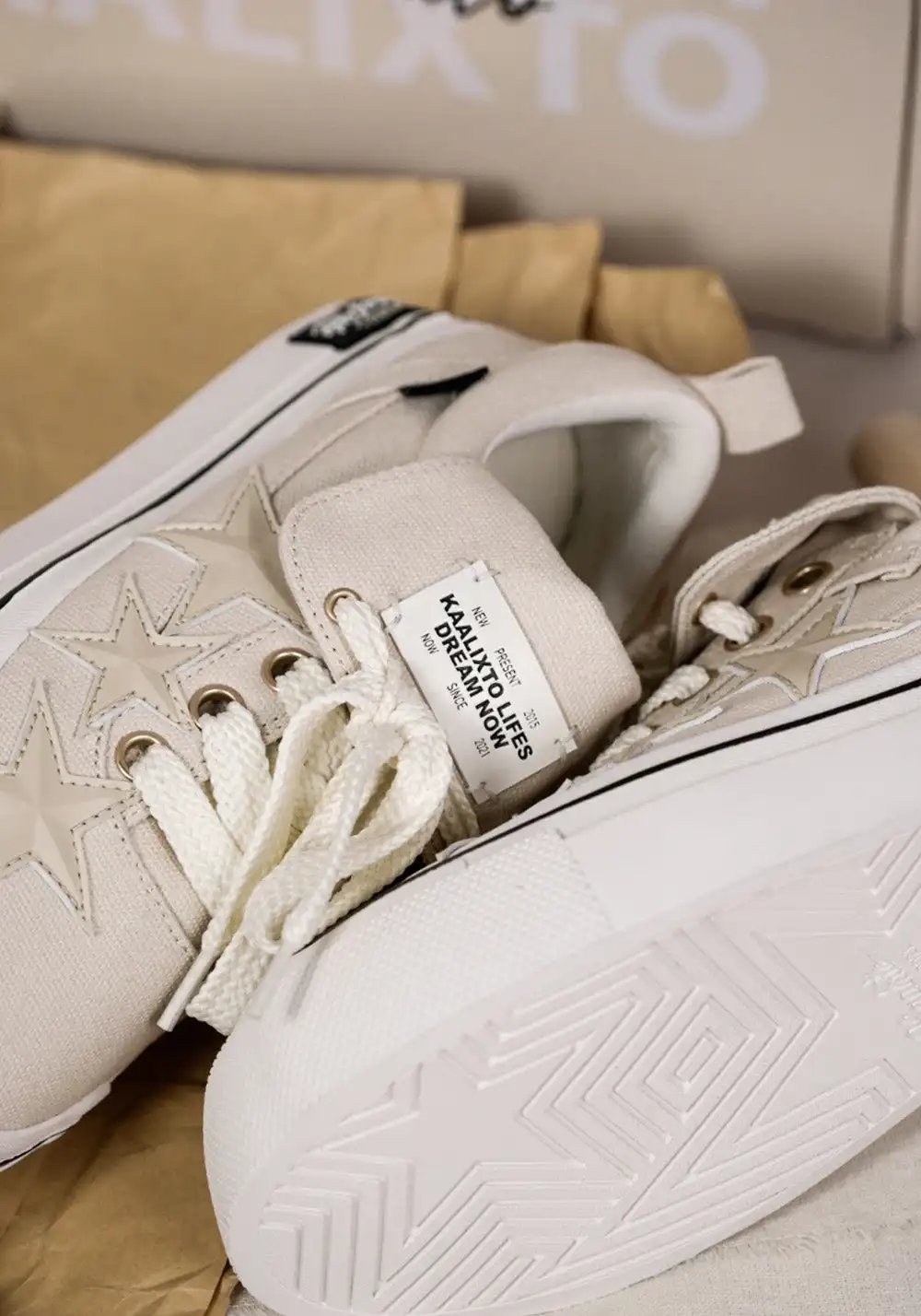 KAALIXTO丨Cream Beige Canvas Star Shoes