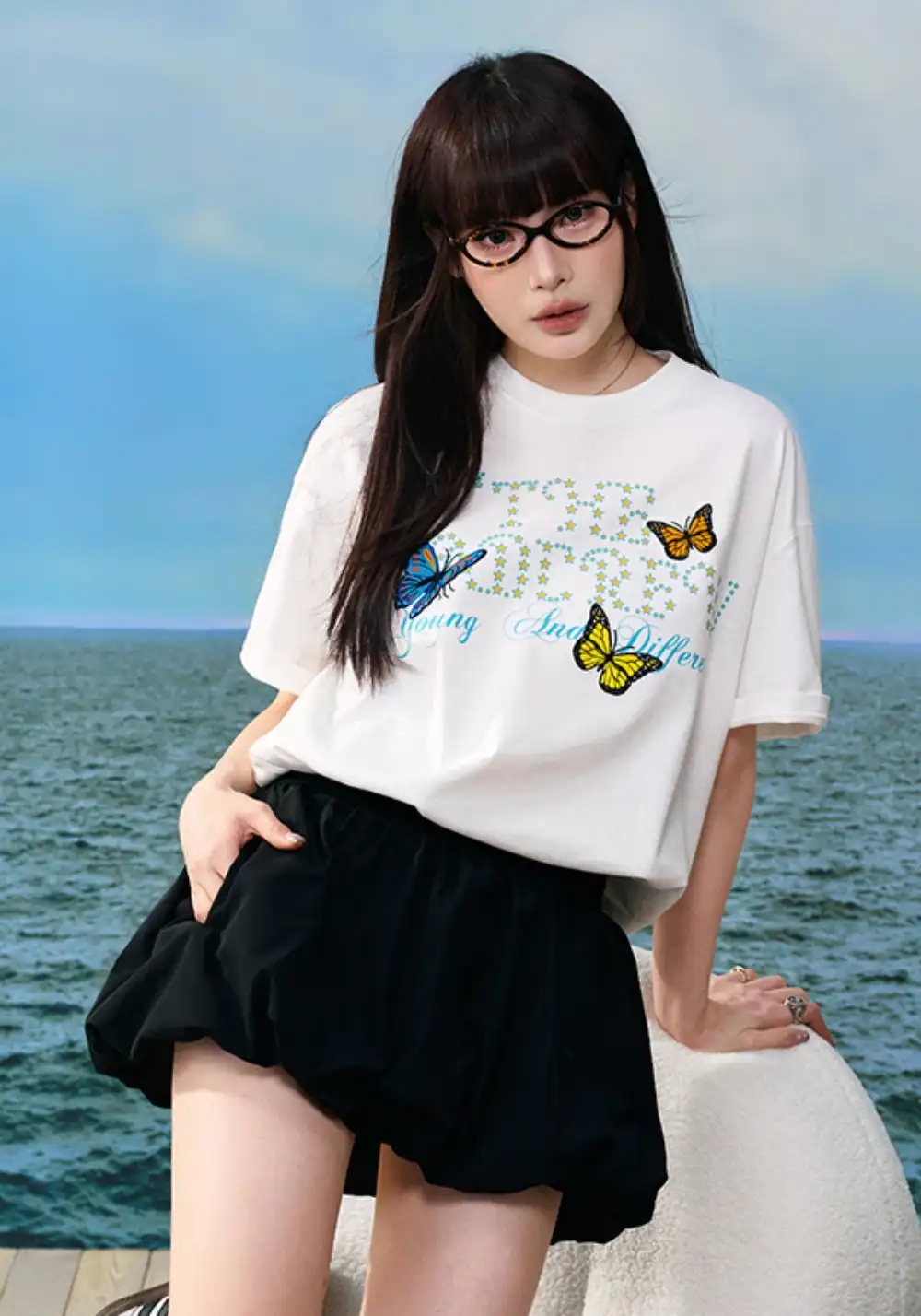 YADcrew丨YADcrew Butterfly-Embroidered Tee-White