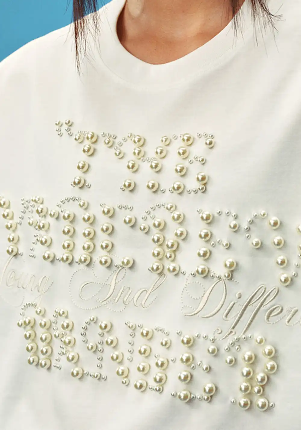 YADcrew丨YADcrew Pearl Slogan Tee-White