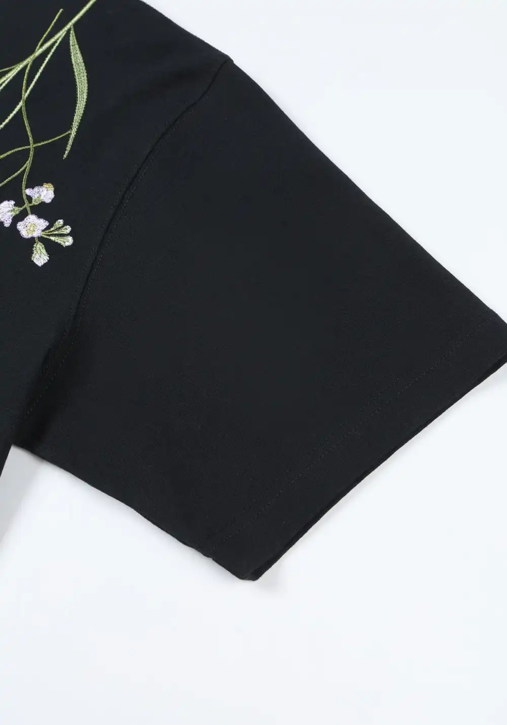 HARSH AND CRUEL丨Monet Garden Embroidered Tee