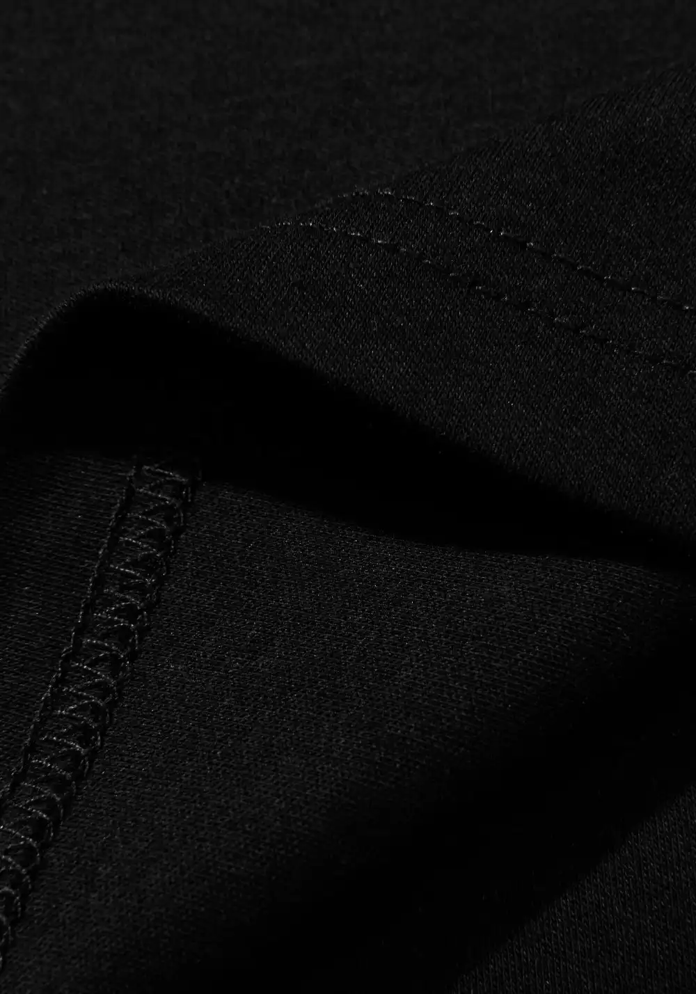 HARSH AND CRUEL丨Apple Embroidery Fitted Tee