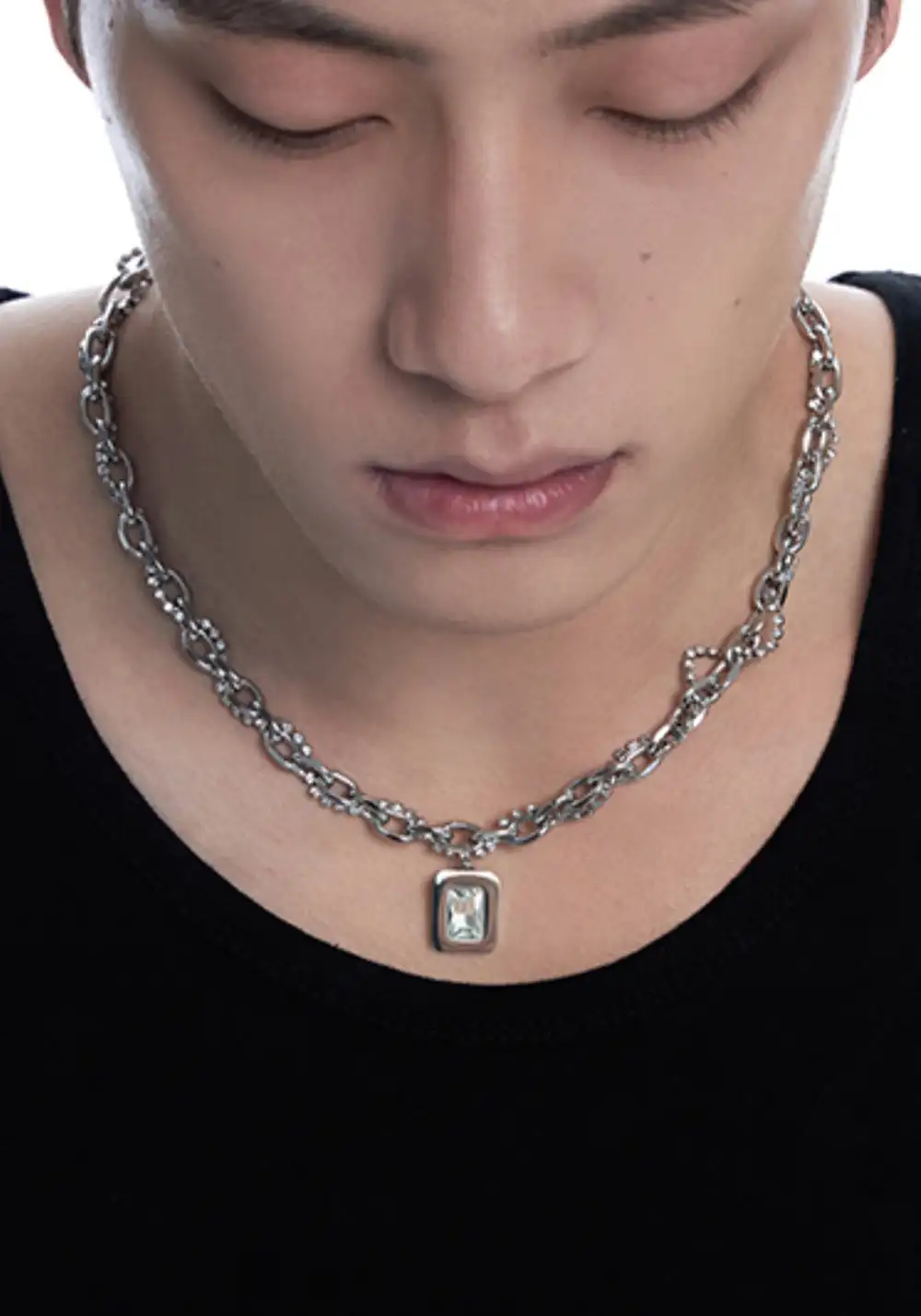 Losing Bargain丨Double-Layer Square Gem Pendant Necklace