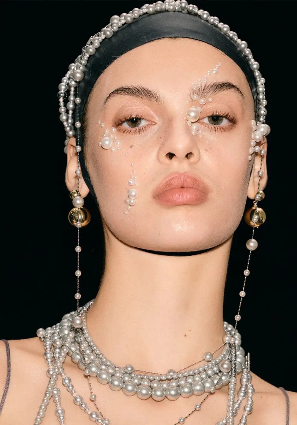 SUN HUNTER丨Broken Pearl Necklace & Mismatch Pearl Ear Set