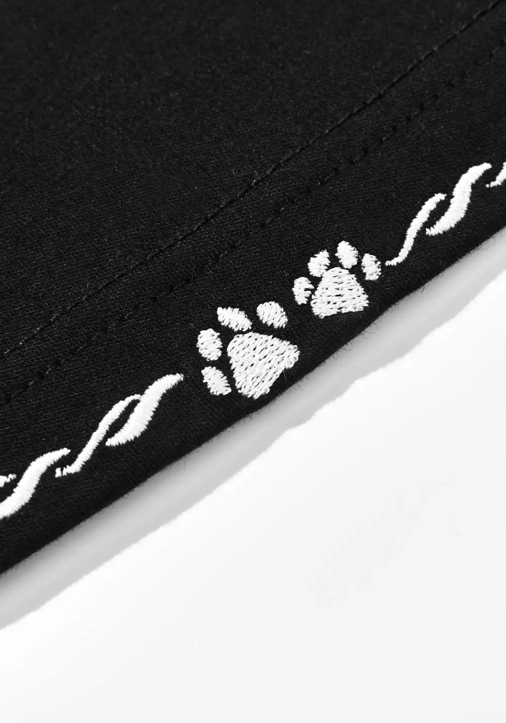 HARSH AND CRUEL|harshandcruel Cartoon Pup V-Neck Fitted Tee