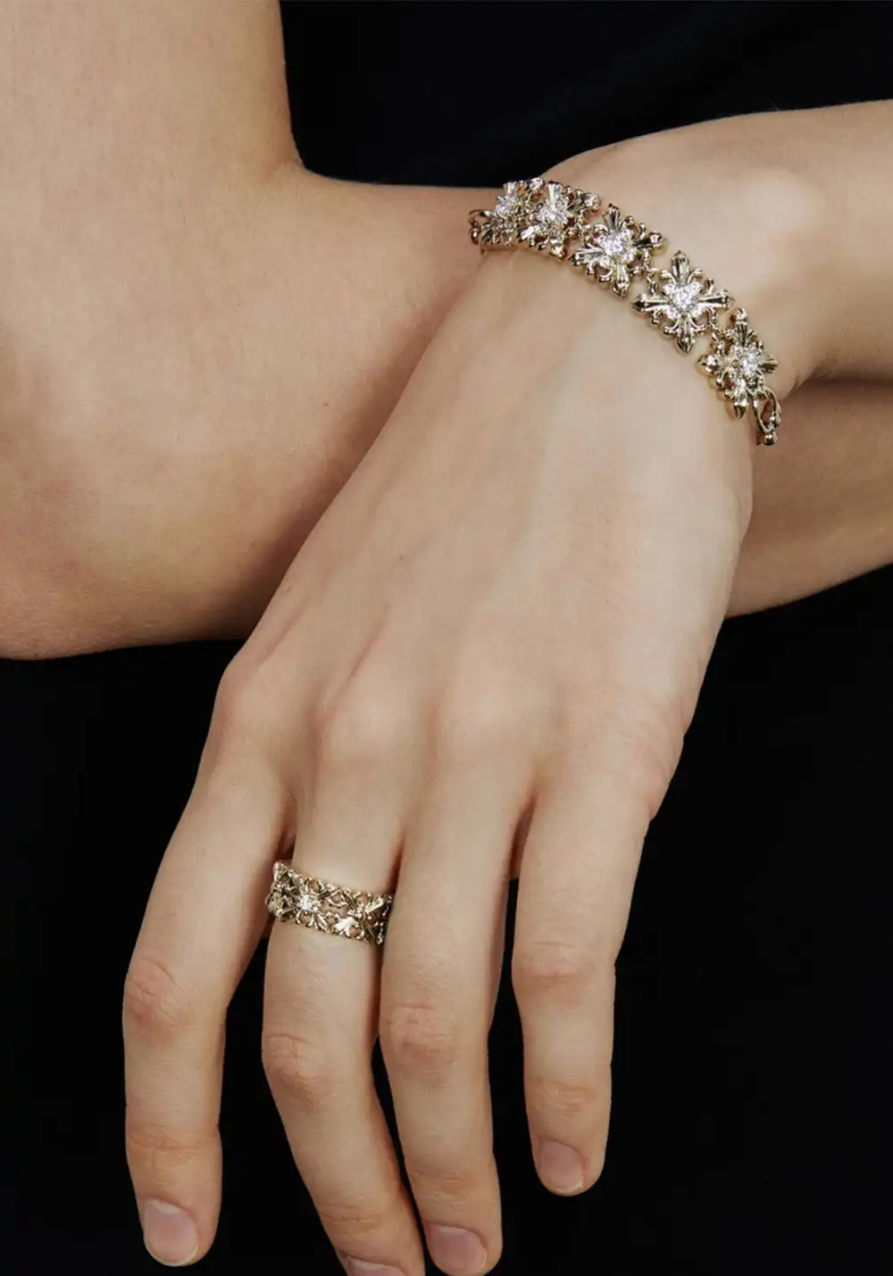SUN HUNTER丨Full-Circle Iris Flower Ring