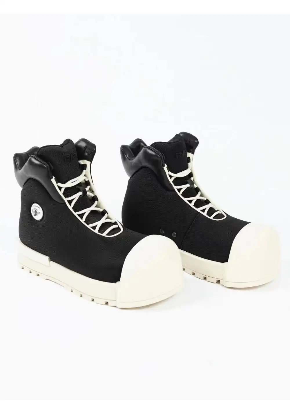 FVVO丨THICK SOLED HIGH TOP BOOTS