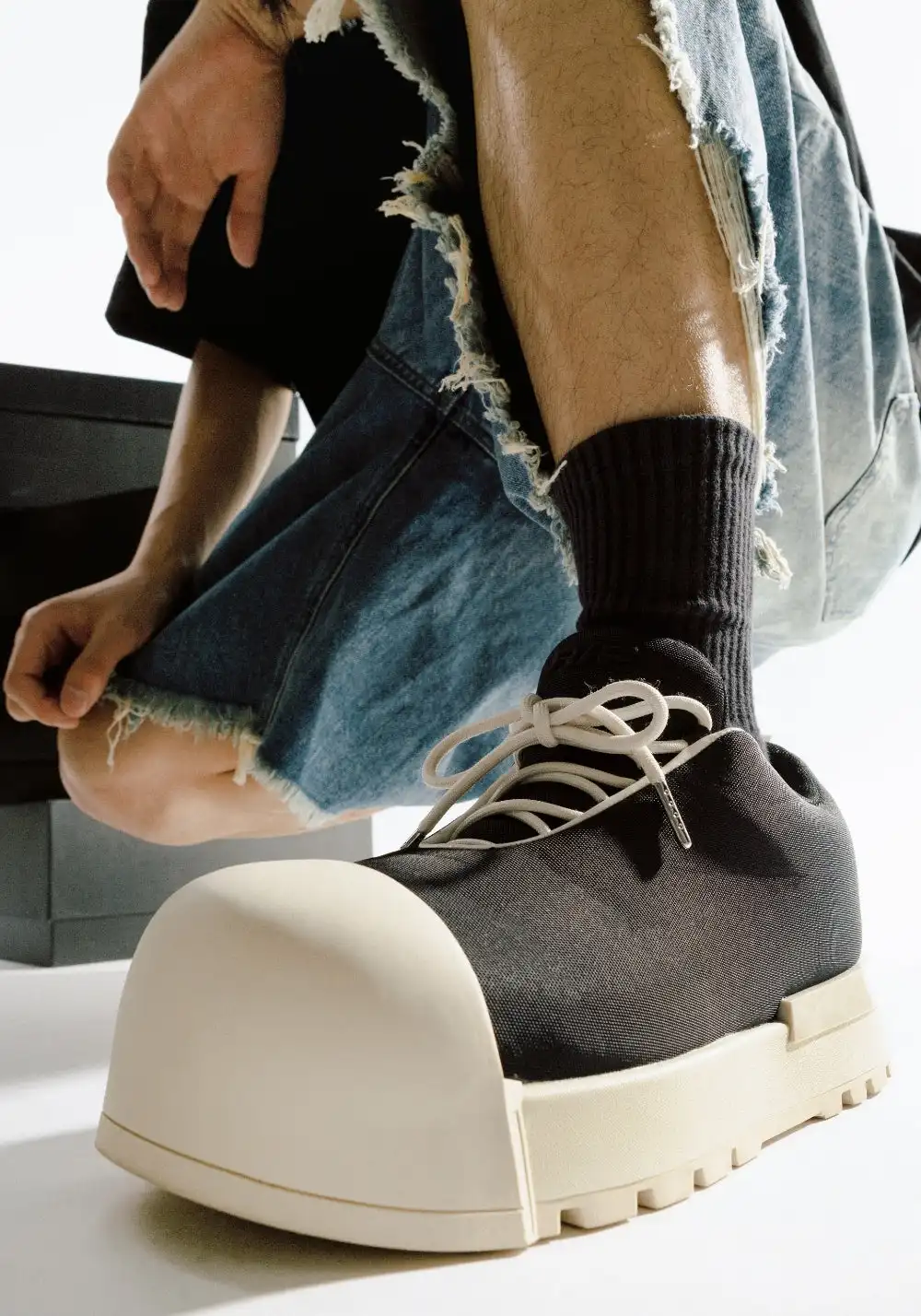 FVVO丨THICK SOLED LOW BOOTS-Black&White