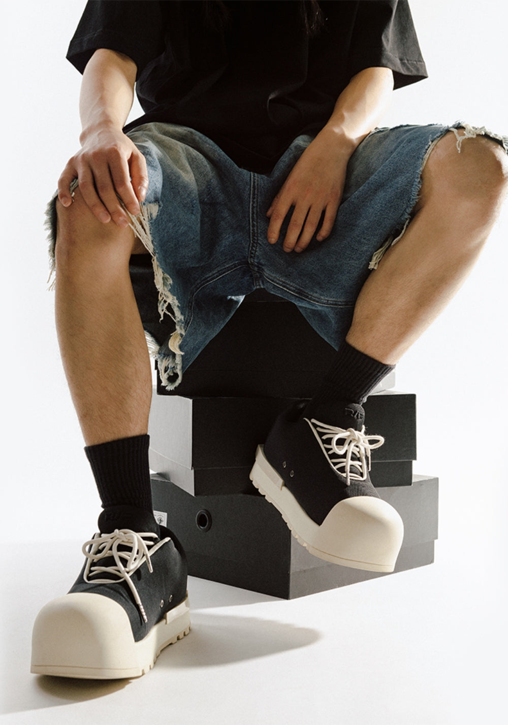 FVVO丨THICK SOLED LOW BOOTS-Black&White | PSYLOS1