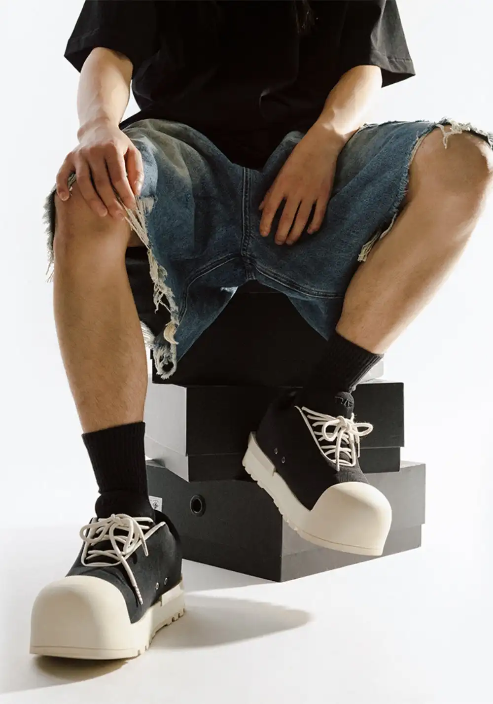 FVVO丨THICK SOLED LOW BOOTS-Black&White