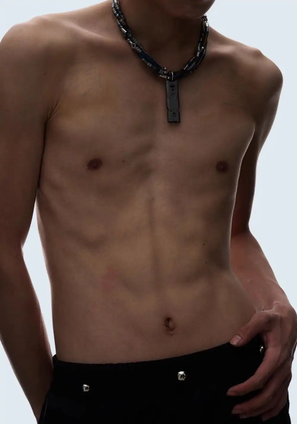 ILLuSoRy丨Post-Apocalyptic Titanium Chain