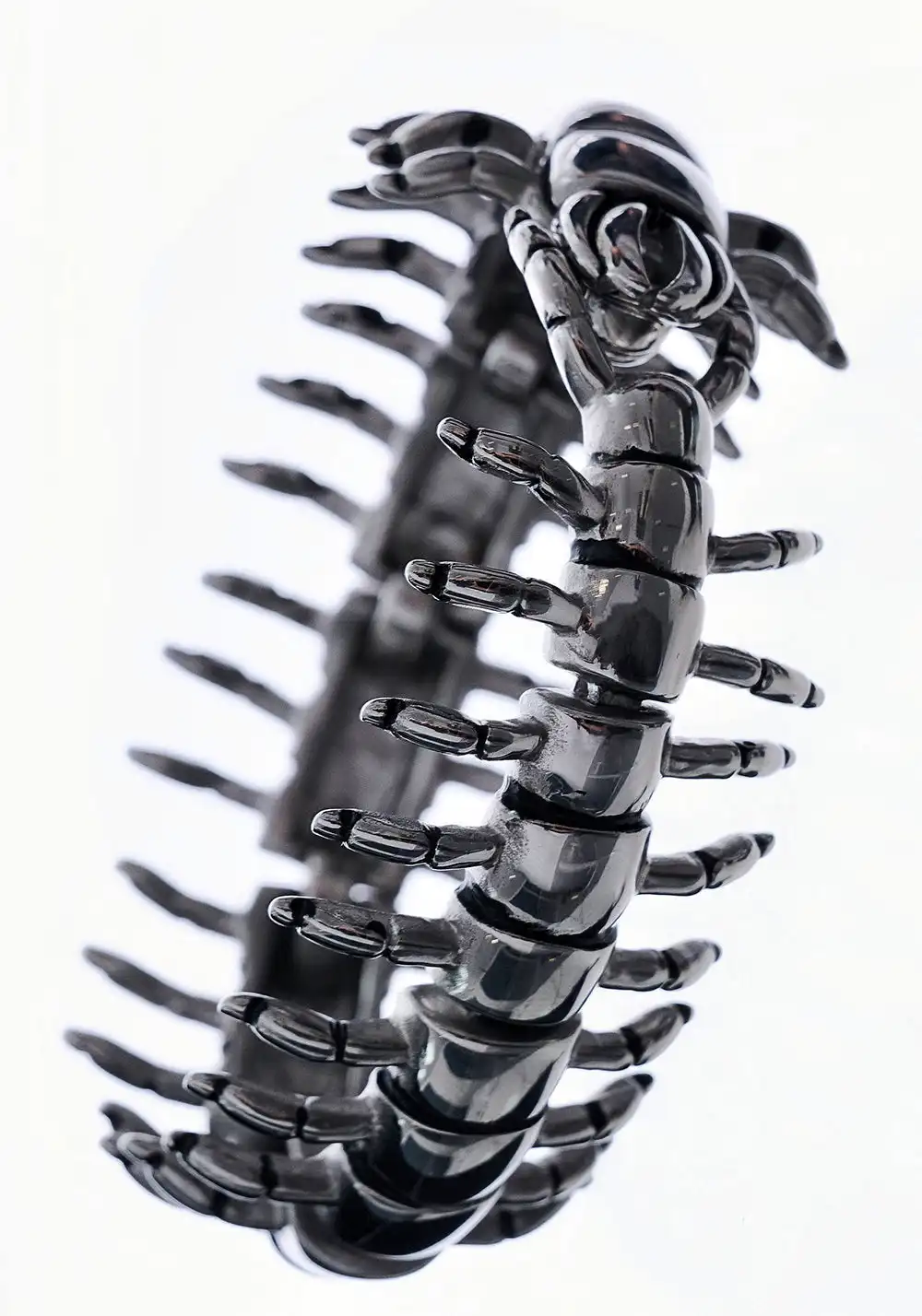ILLuSoRy丨Cybernetic Titanium Bracelet