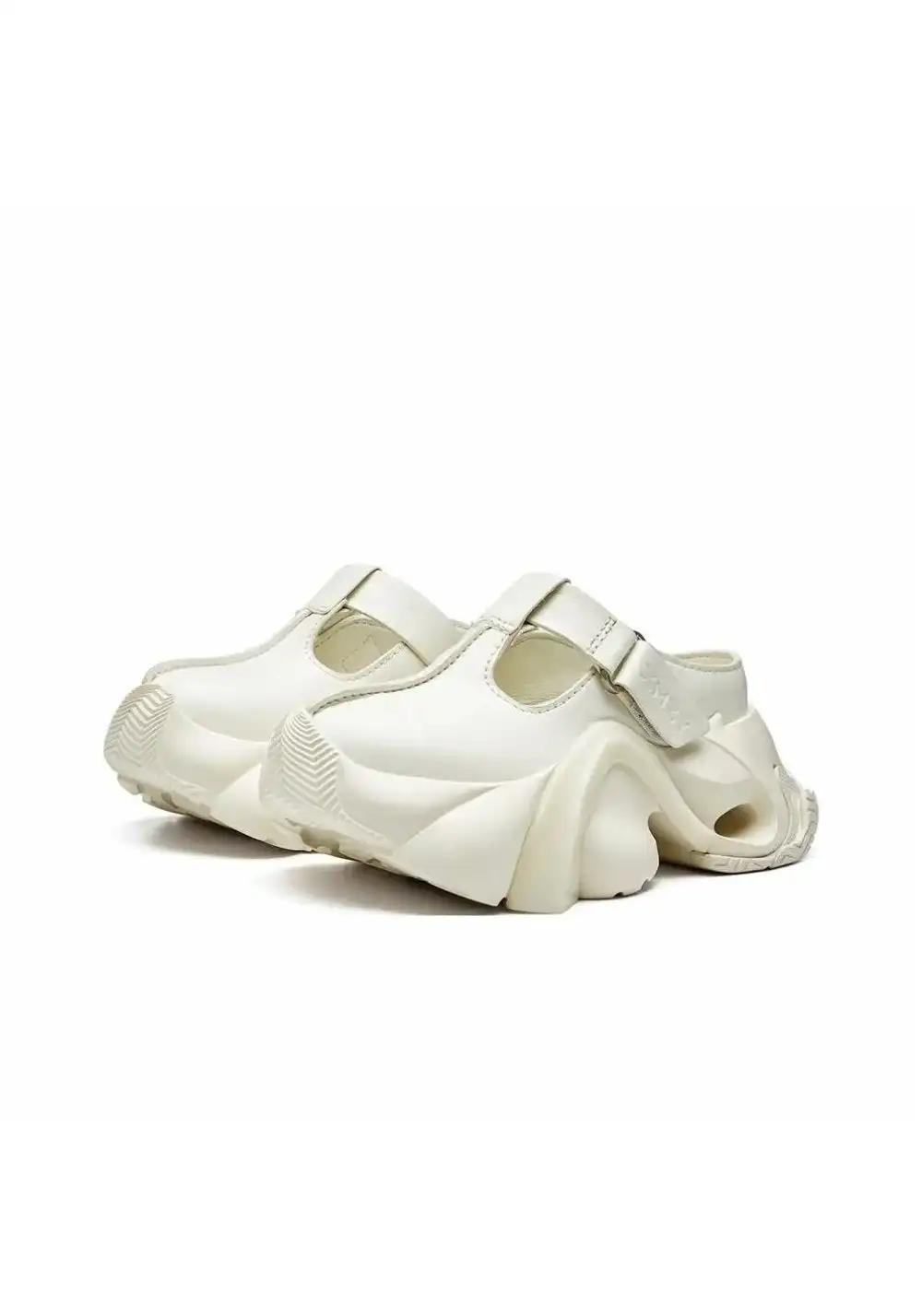 XMZY | Platform Closed-Toe Slides