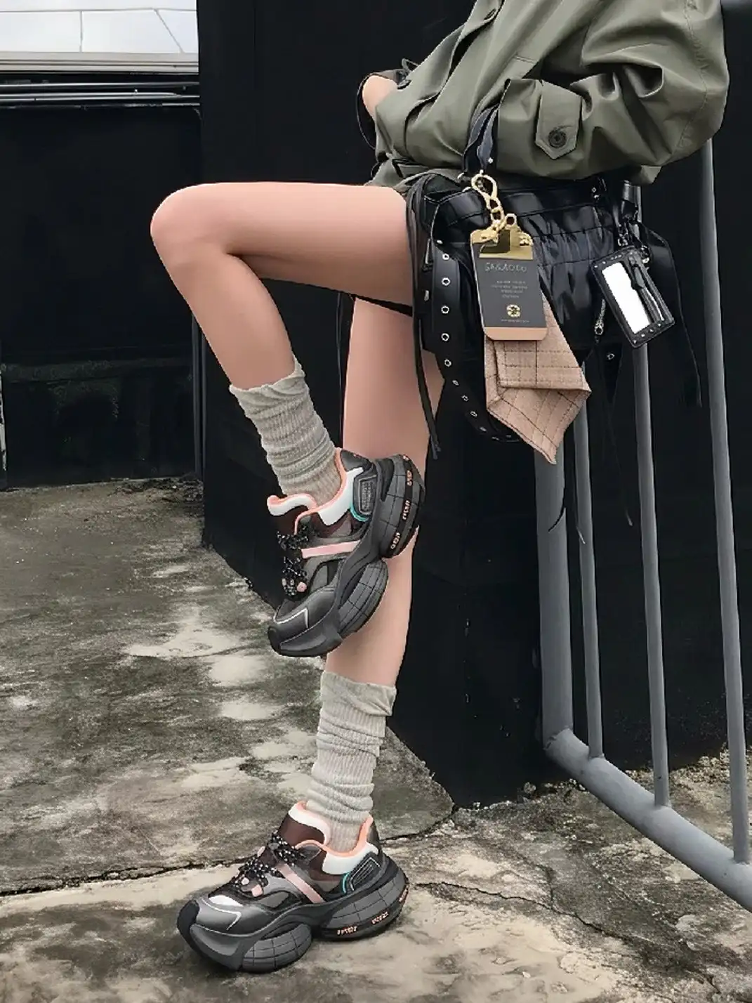 XMZY | Brocade Platform Sneakers-Black