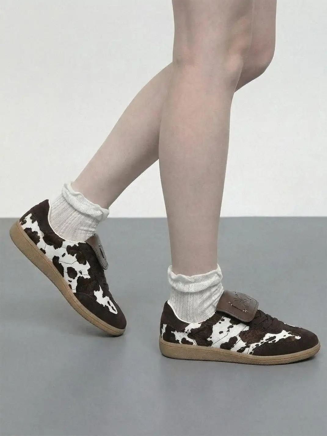 BellaLily丨Milk Print Casual Sneakers-Vintage Style-Brown