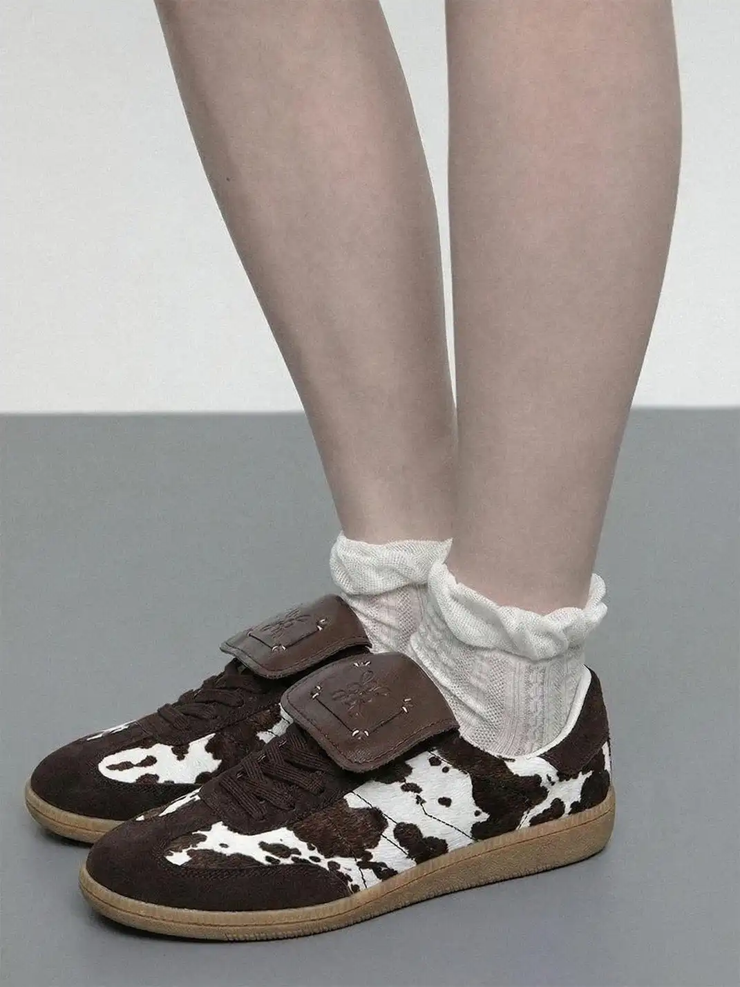 BellaLily丨Milk Print Casual Sneakers-Vintage Style-Brown