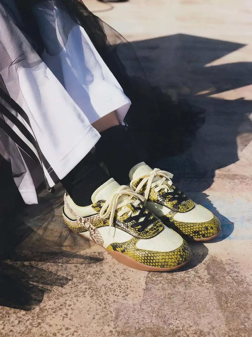 BellaLily丨Snake-Print Mesh Retro Running Shoes-Green