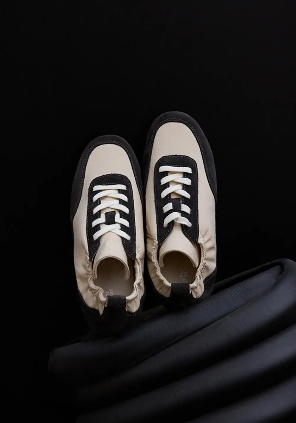 Le' Murmure | English Ivy Green Lambskin Vintage Sneakers