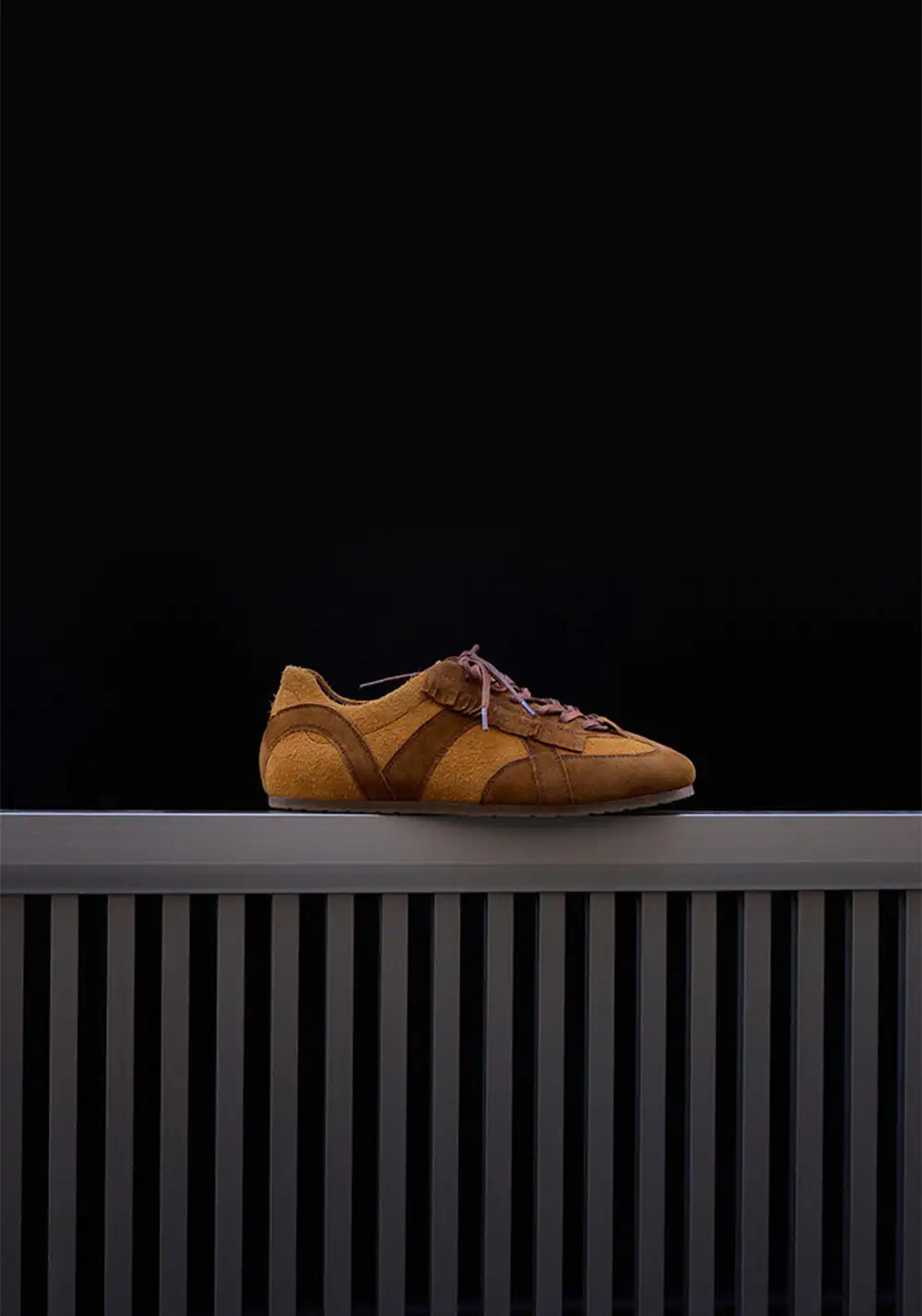 Le' Murmure | Baby Calfskin Thin-Sole Retro Sneakers-Brown