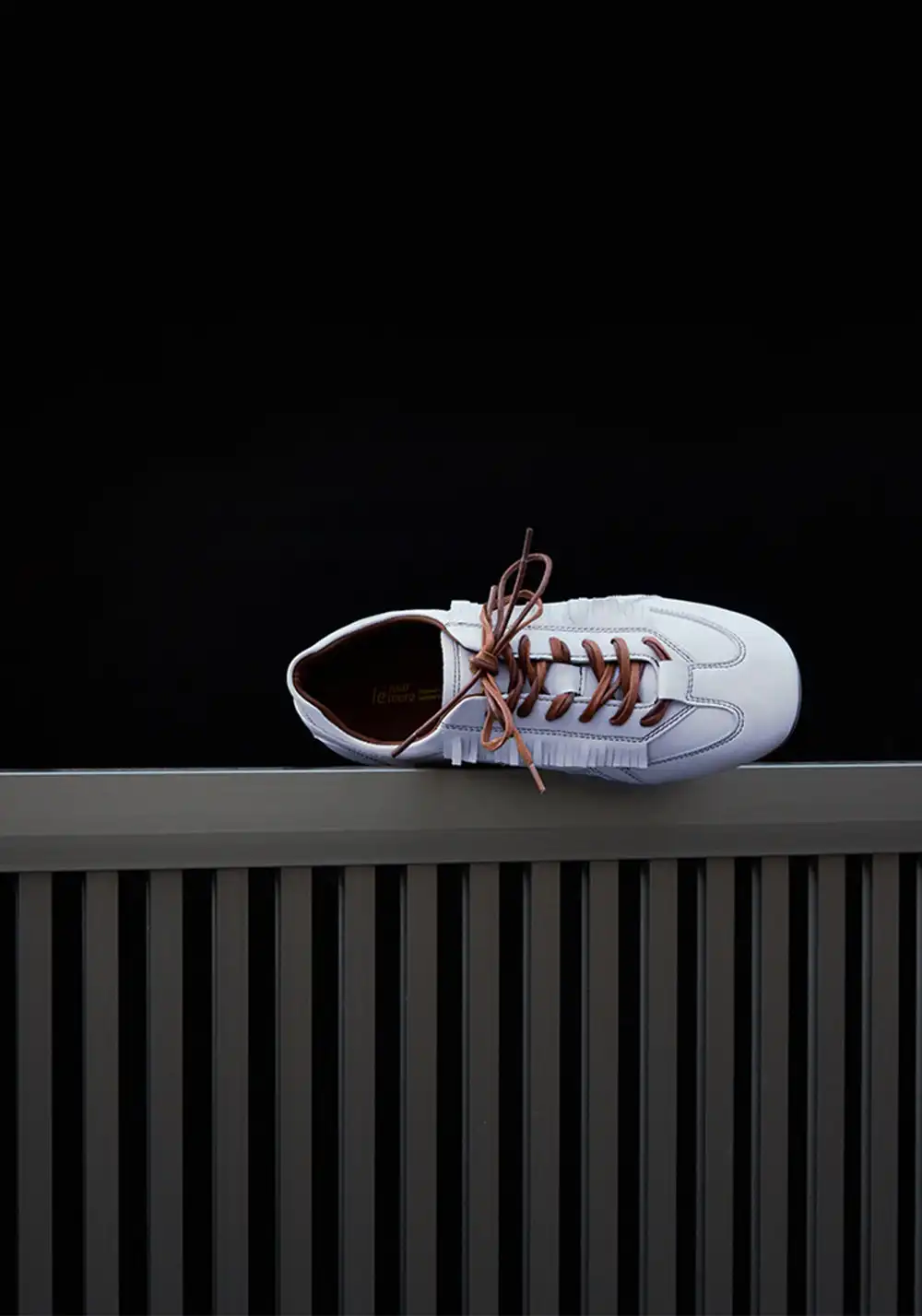 Le' Murmure | Baby Calfskin Thin-Sole Retro Sneakers-White