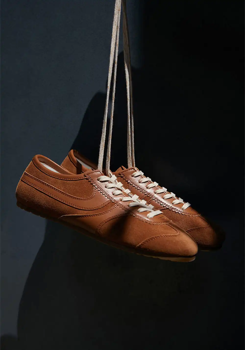 Le' Murmure | Washed Vintage Relaxed Training Shoes