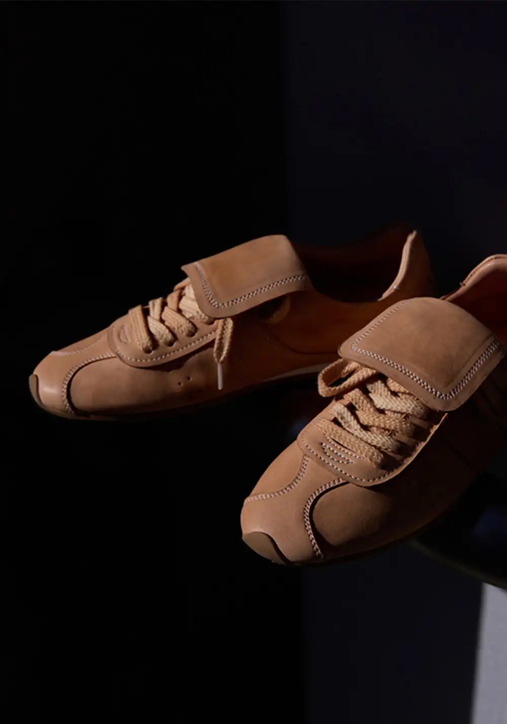 Le' Murmure | 90s Washed Vintage Leather Tennis Shoes