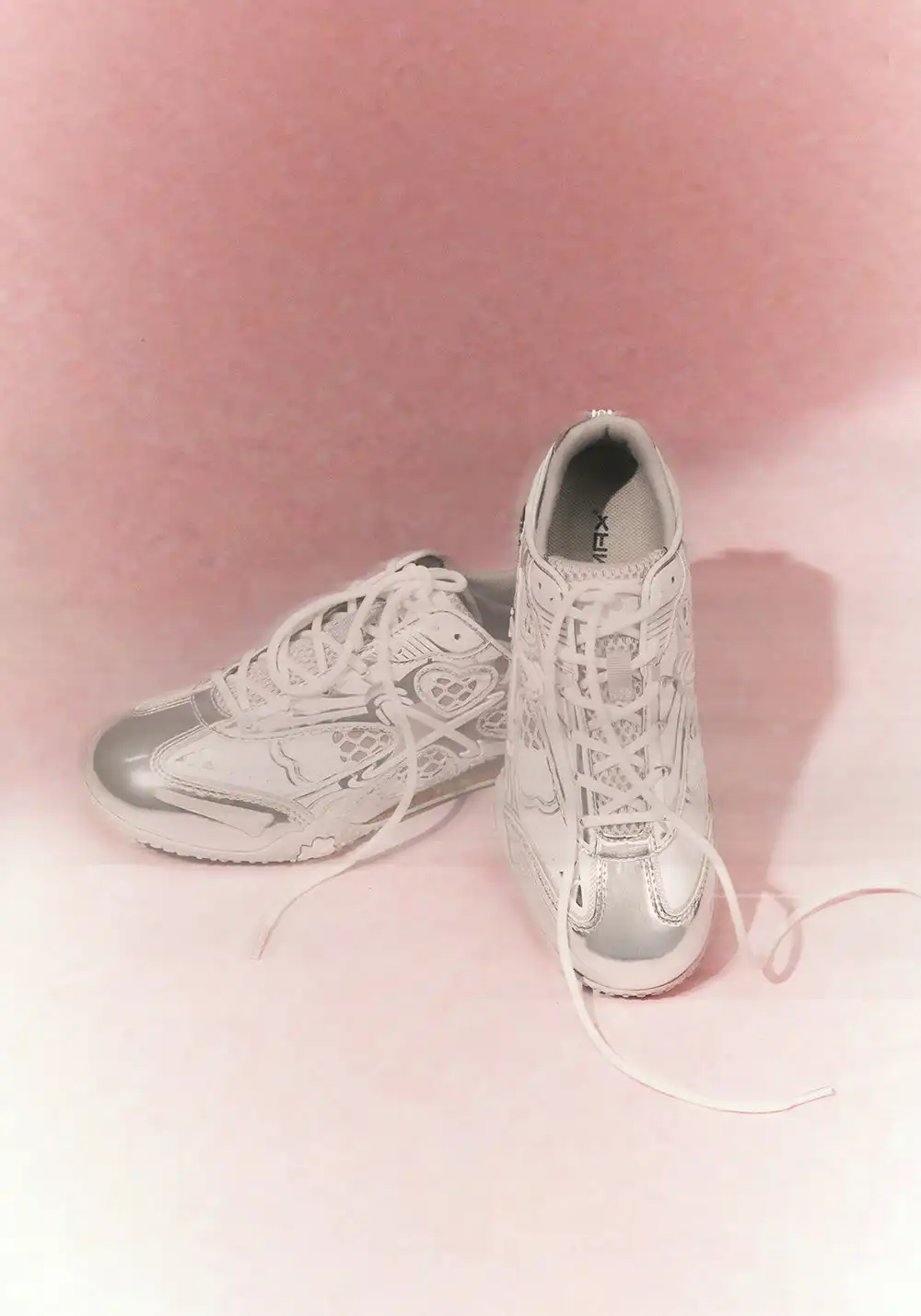 ONMAX | Clover Silver Retro Sneakers -SIL Classic