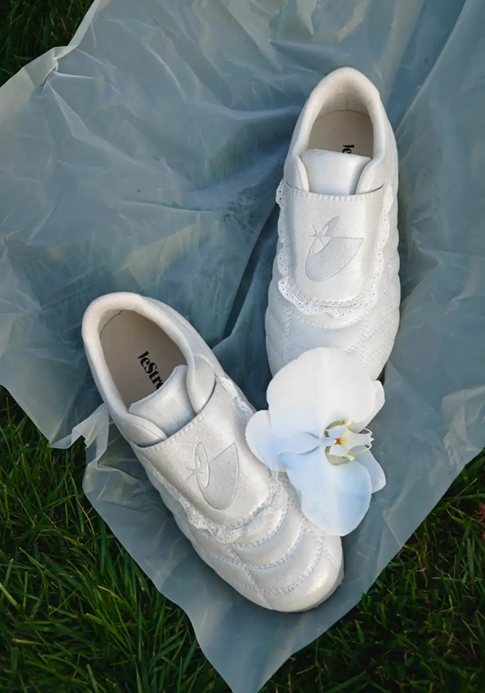 LeStream | Diamond-Studded Slip-On Sneakers 