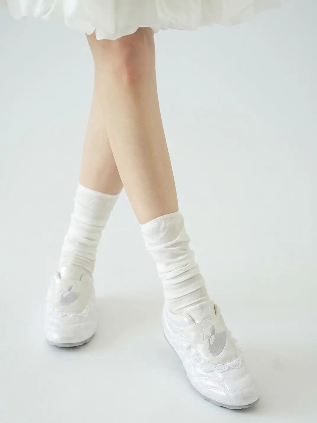 LeStream | Diamond-Studded Slip-On Sneakers 