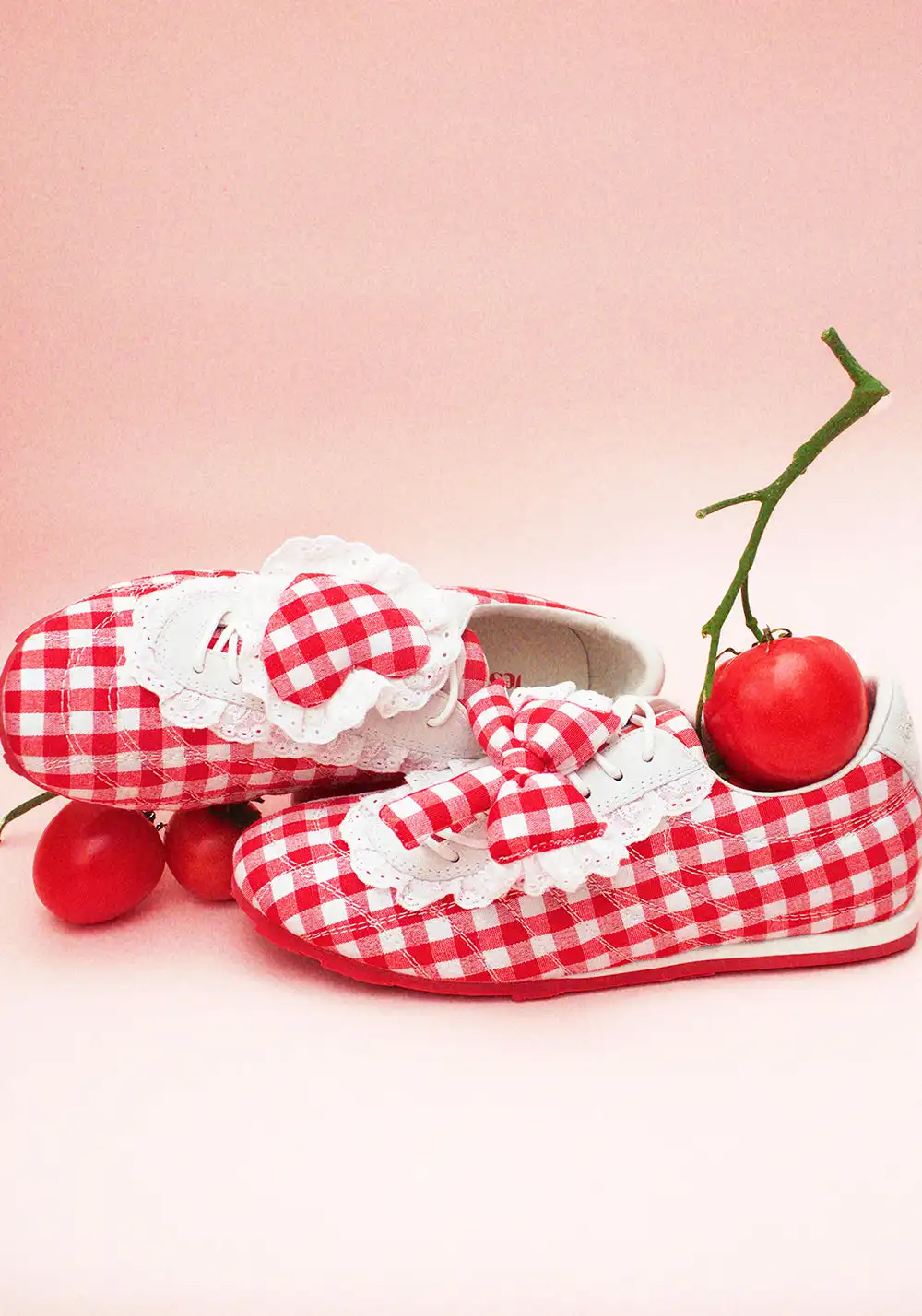 LeStream | Lucky Red Lace-Up Ballet FlatsĀ