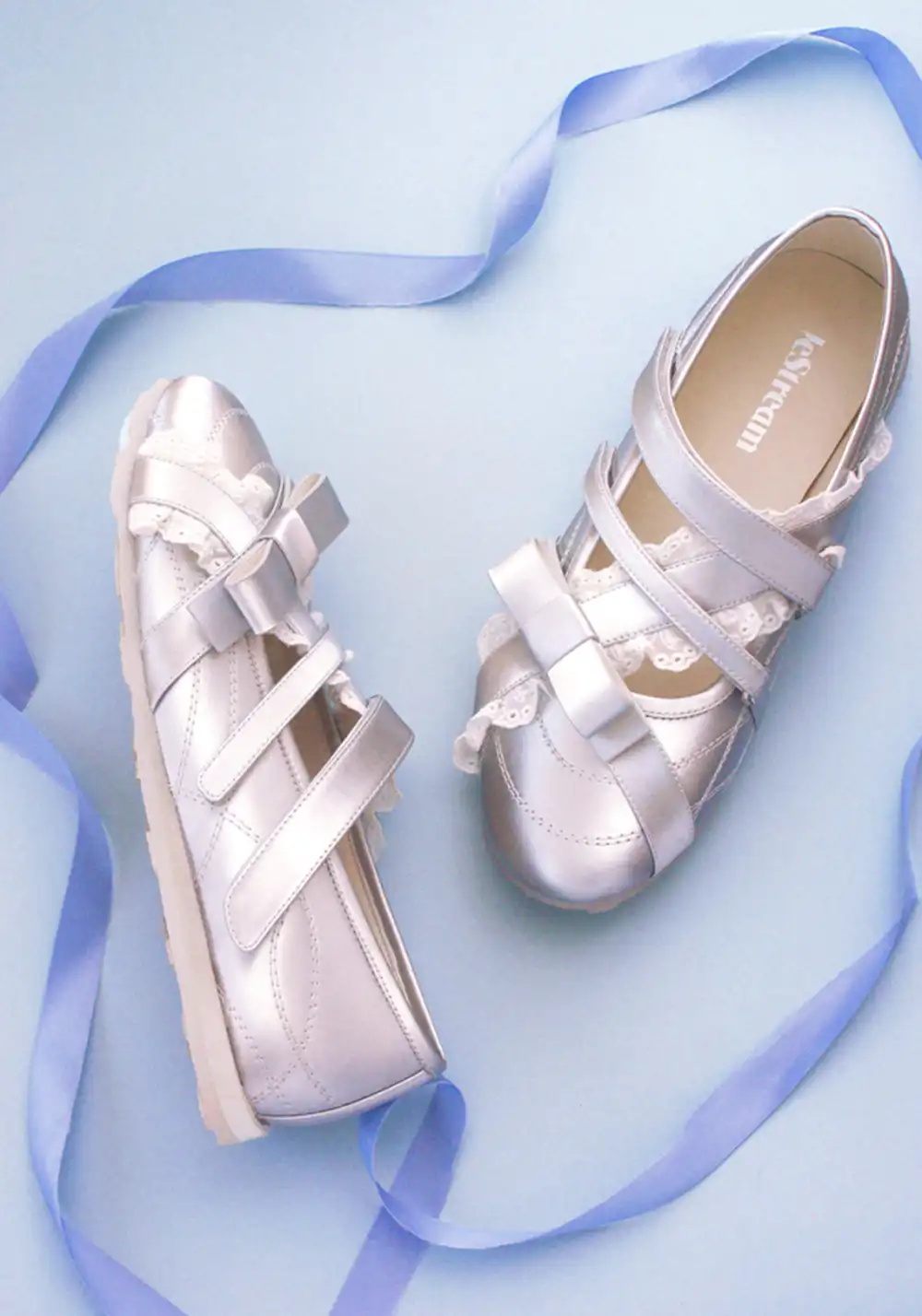 LeStream | Silver Mary Jane FlatsĀ