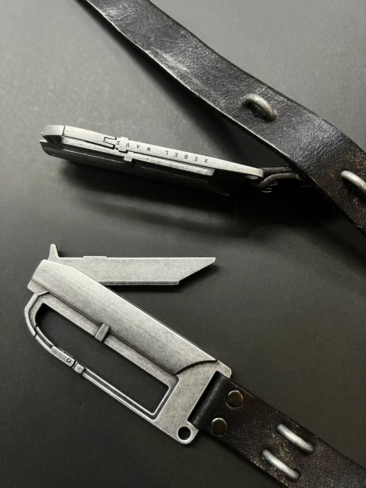 REBEL WAVE丨BΣLA Military Leather Belt - Steel Ring & Blade Buckle
