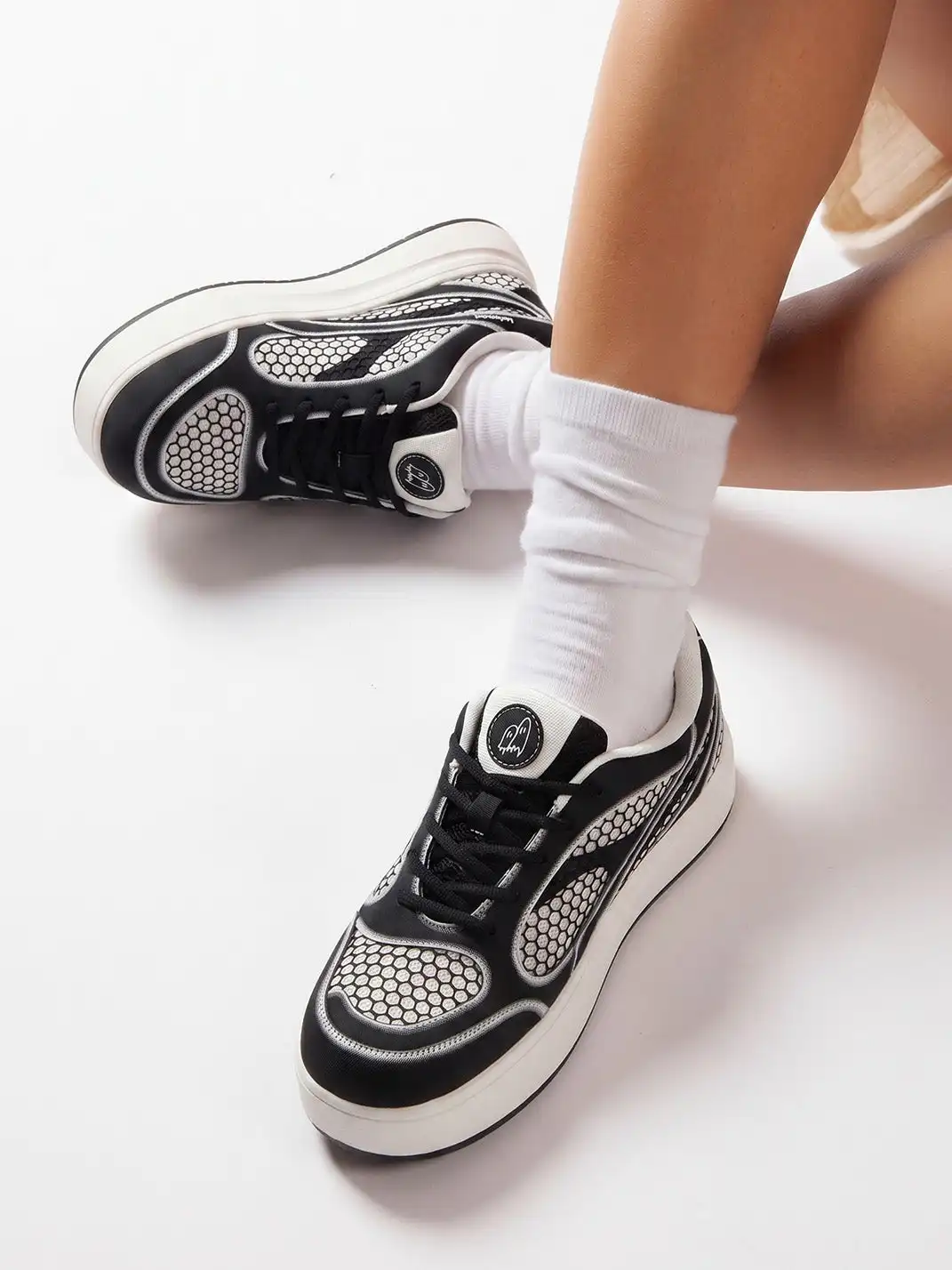 LeStream | Black & White Mesh Derby Shoes