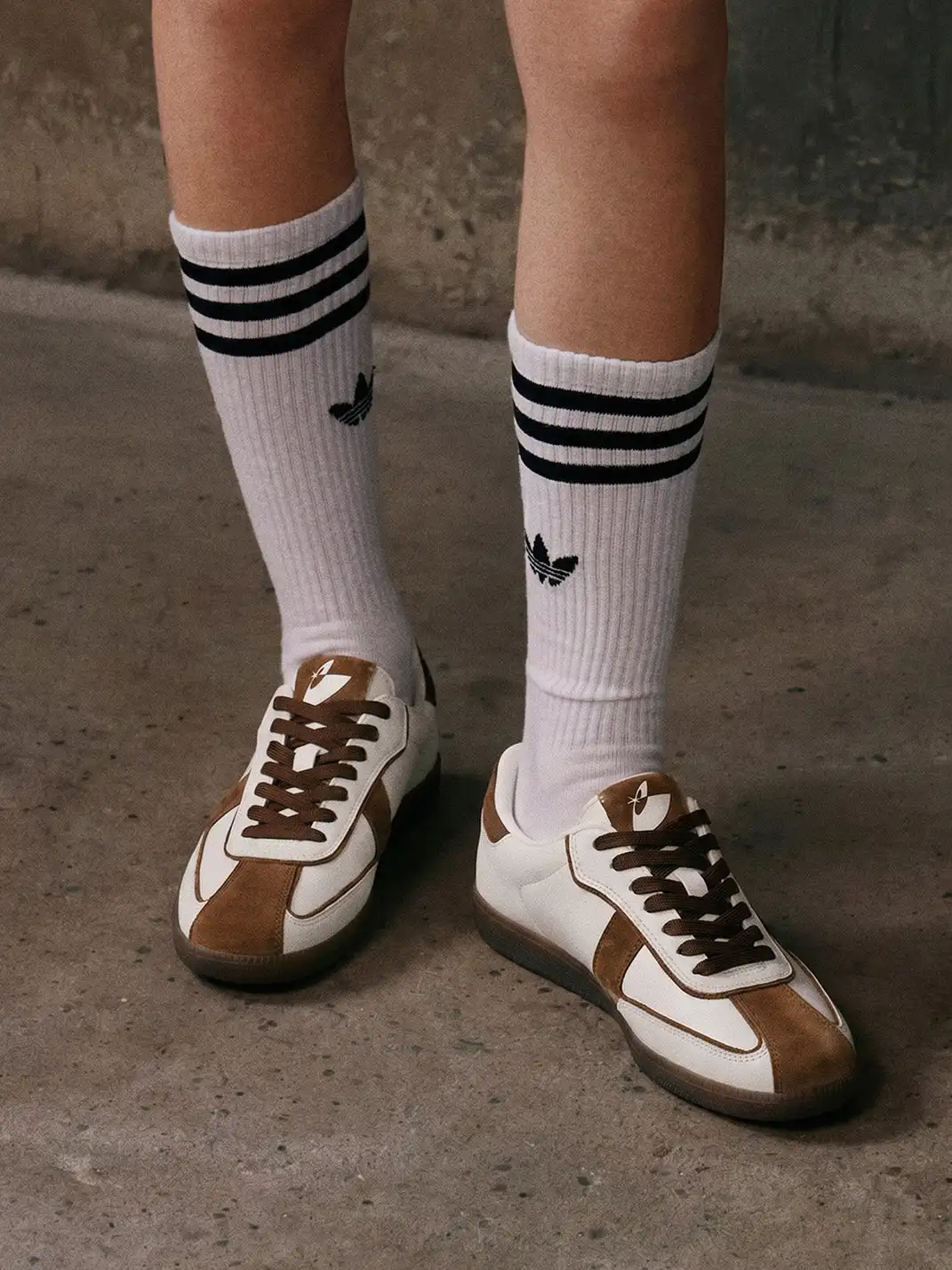 LeStream | Minimalist Training Shoes - Suede Accents