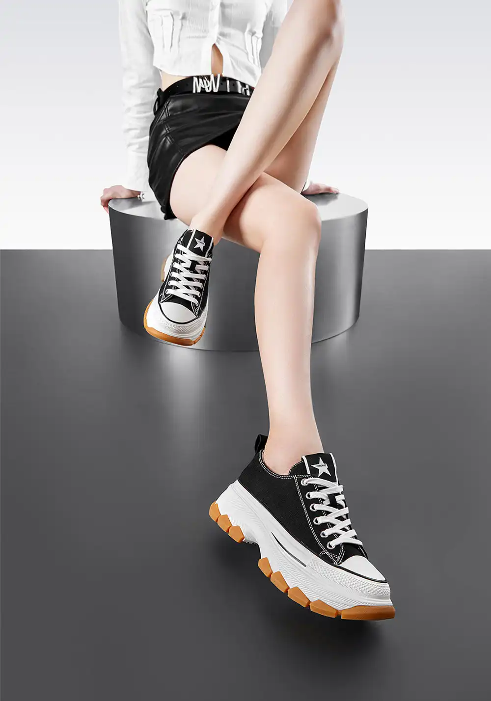 CHERYKALLY | Chunky White Canvas Sneakers 