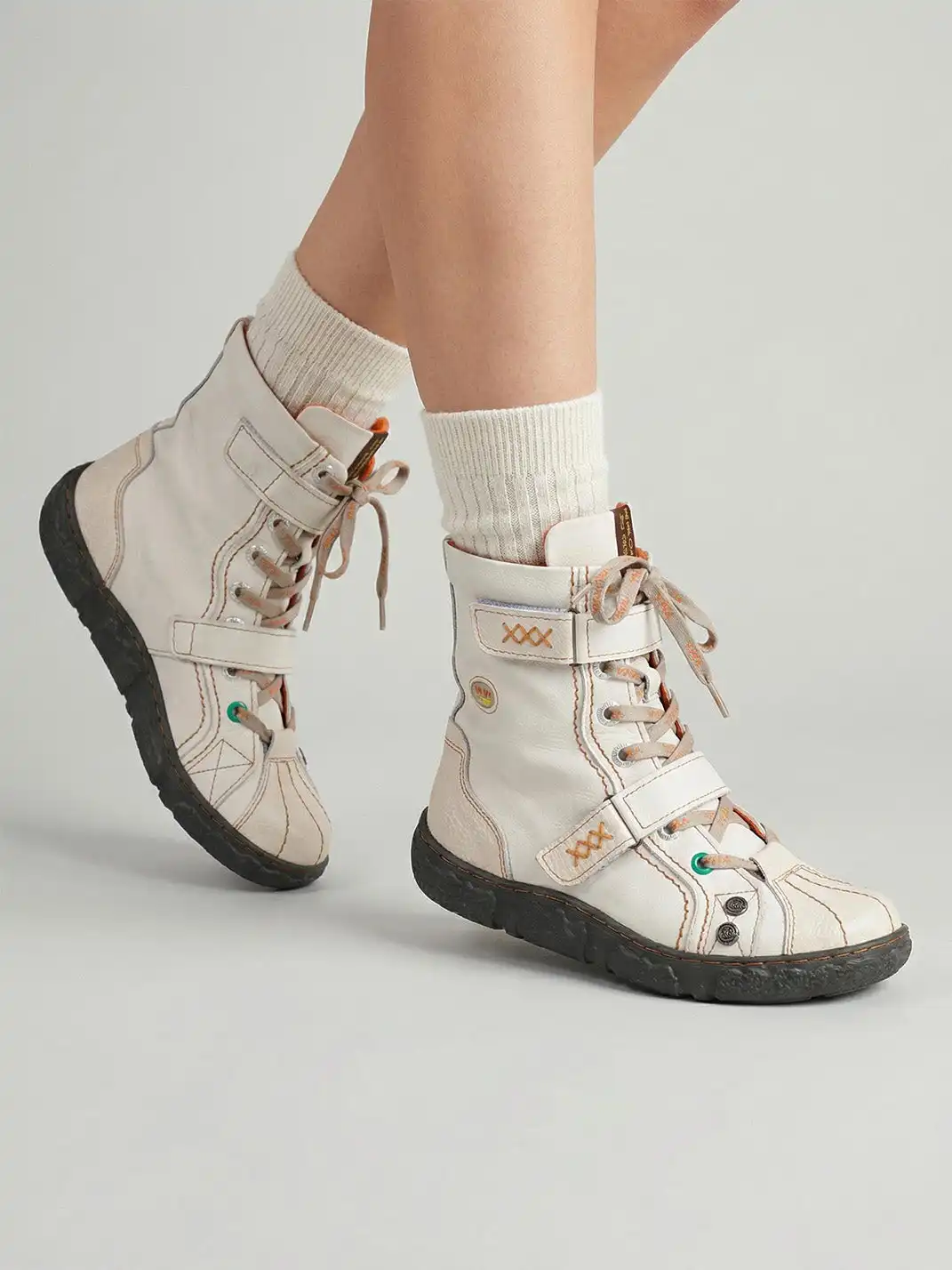TMA EYES | Anti-Slip Flat High Boots - No Fleece lined