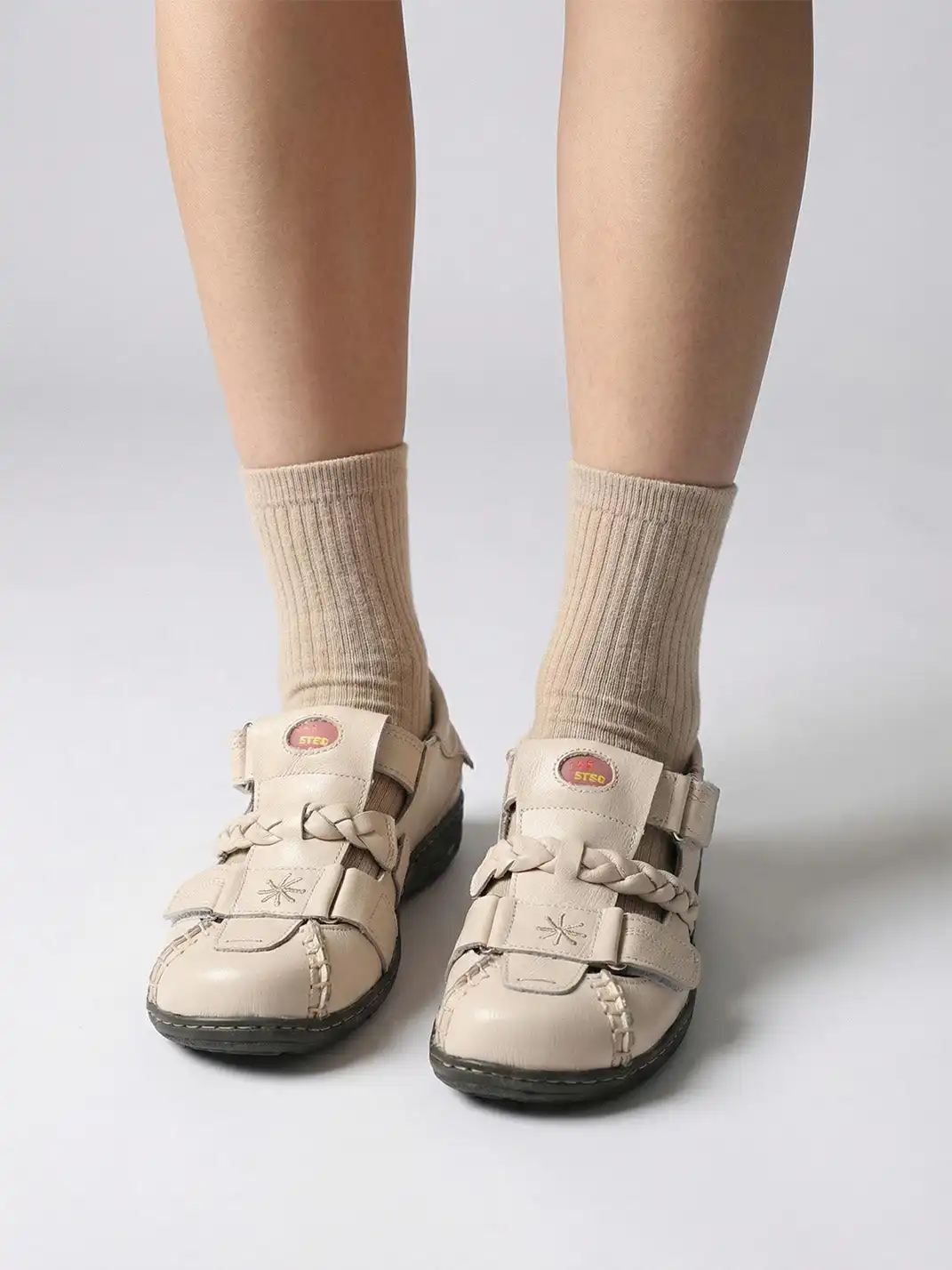 TMA EYES | Vintage French Hollow Out Sandals-White
