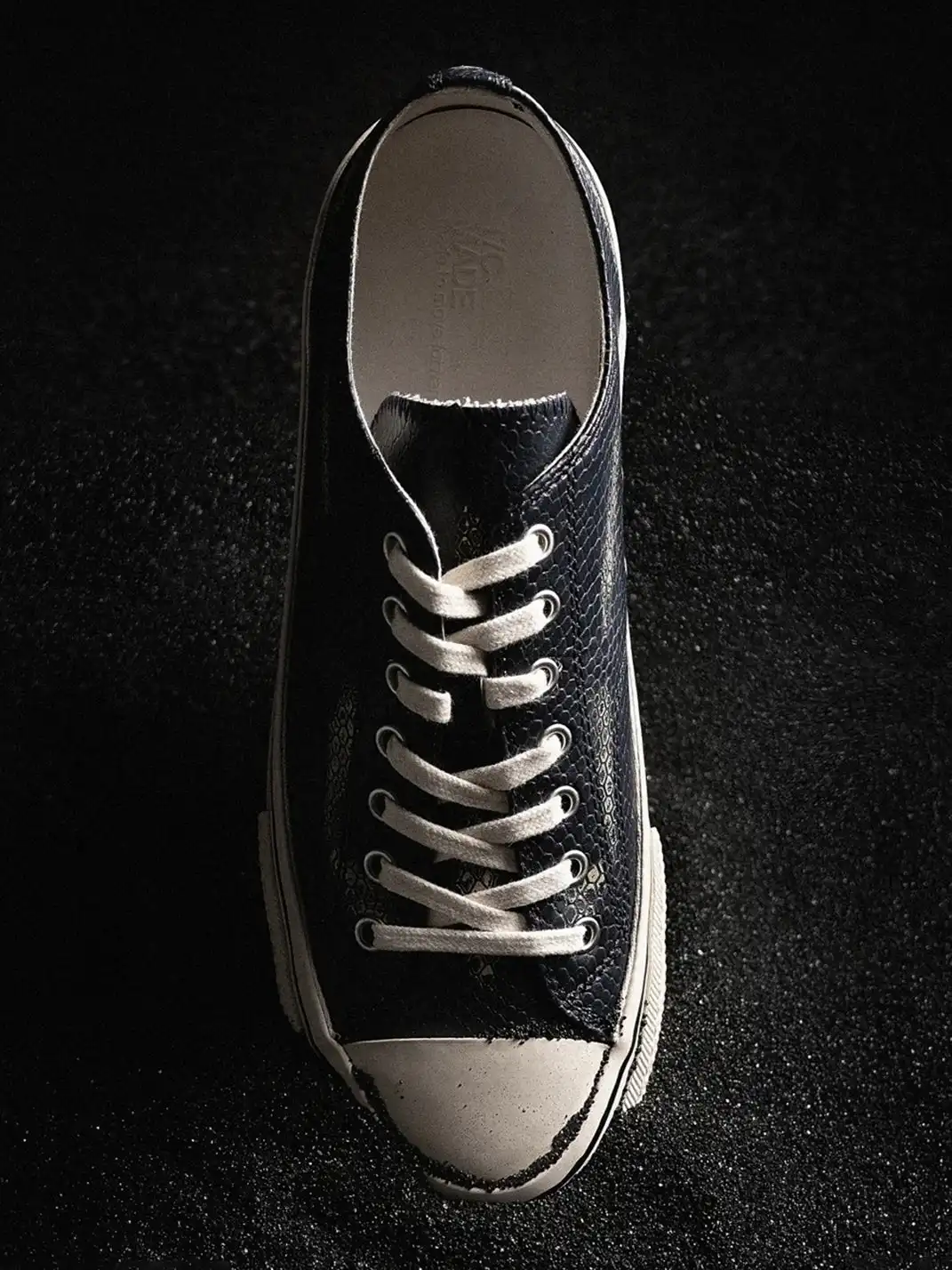 T/C MADE│030 Snake-Pattern Cowhide Low-Top Smiley Canvas Sneakers-Black & Blue