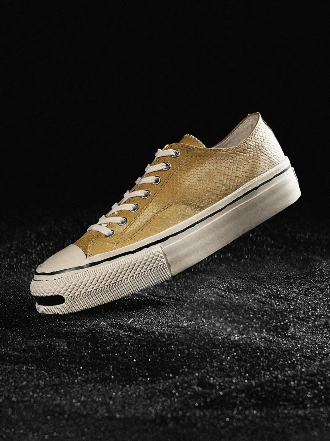T/C MADE│030 Snake-Pattern Cowhide Low-Top Smiley Canvas Sneakers-Yellow