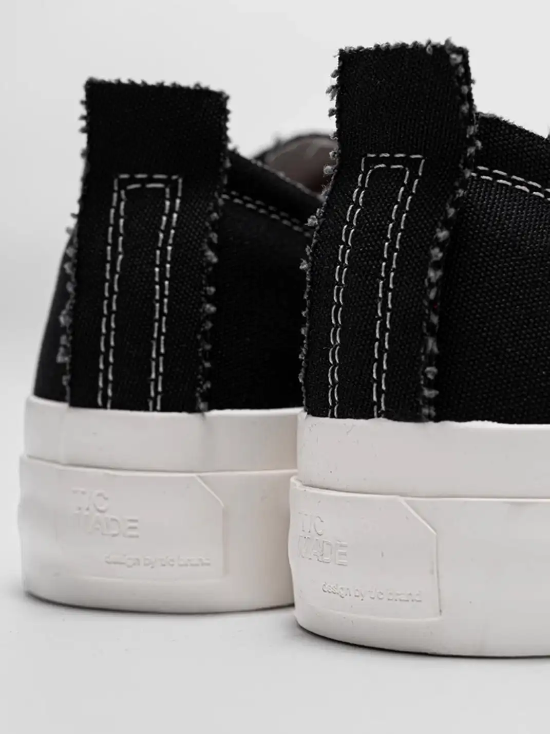 T/C MADE│025 Thick-soled Elevated Moccasin-style Canvas Shoes-Black