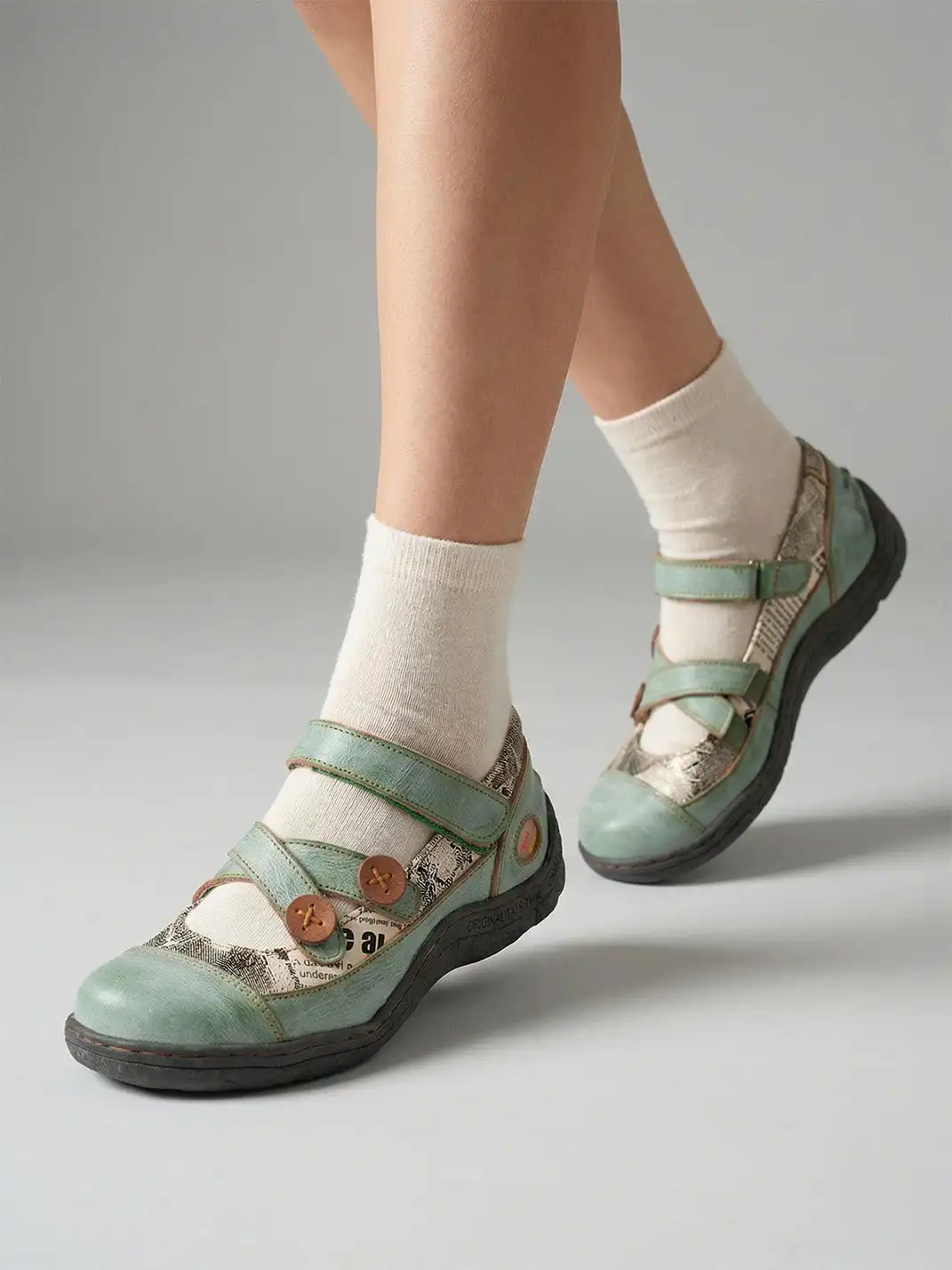 TMA EYES | Cross Strap Button Flat Leather Shoes