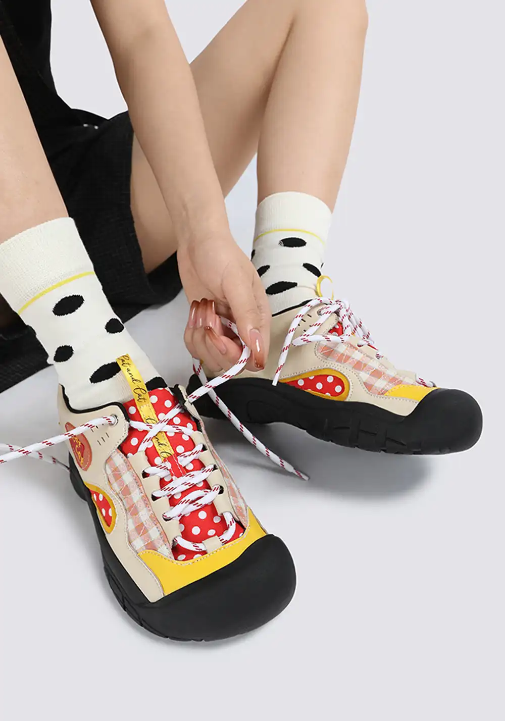 Cat and cat | Chunky Round Toe Lace-Up Sneakers