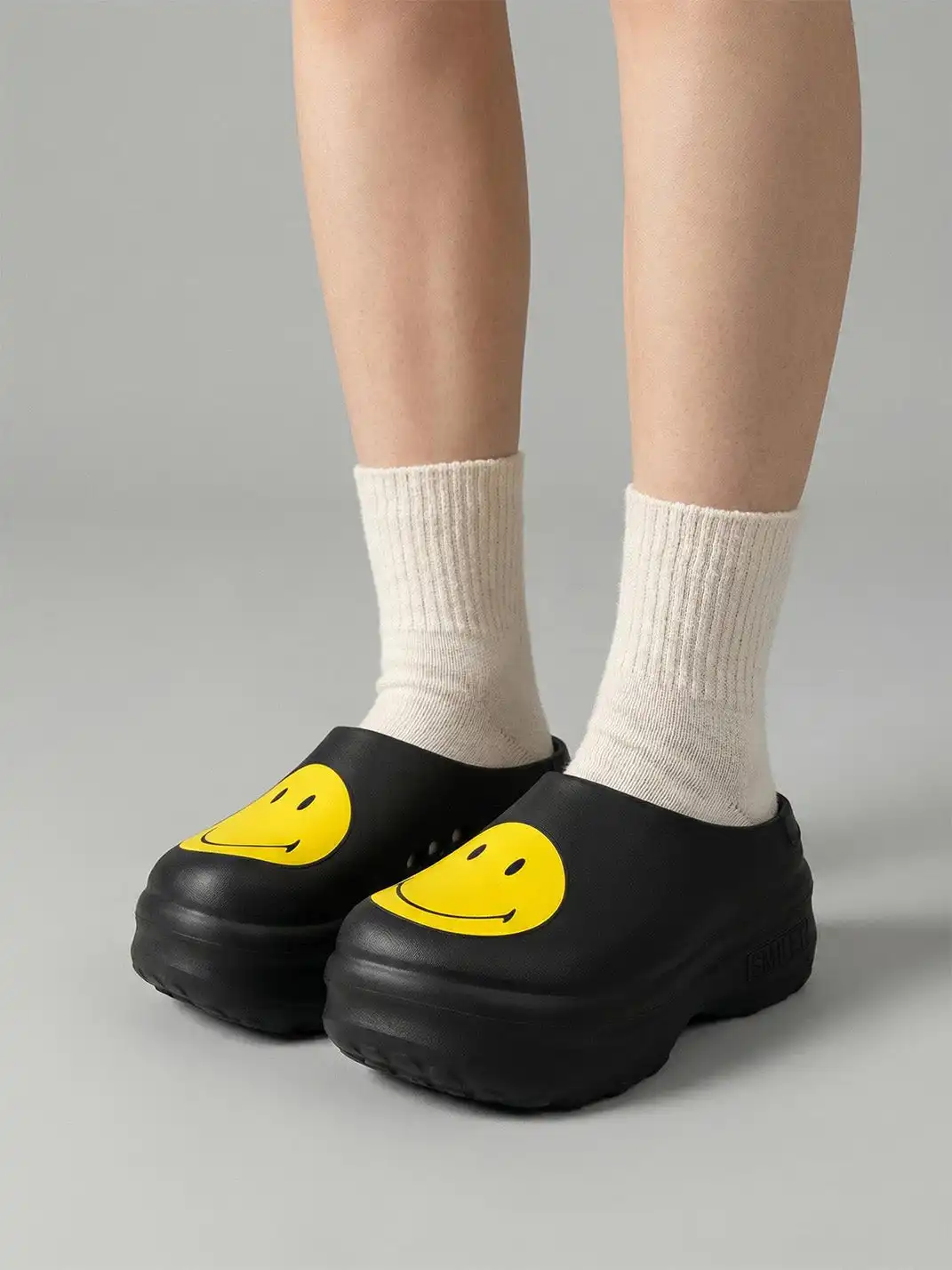 SMILEY | Slip-On Platform Chef Shoes-Black