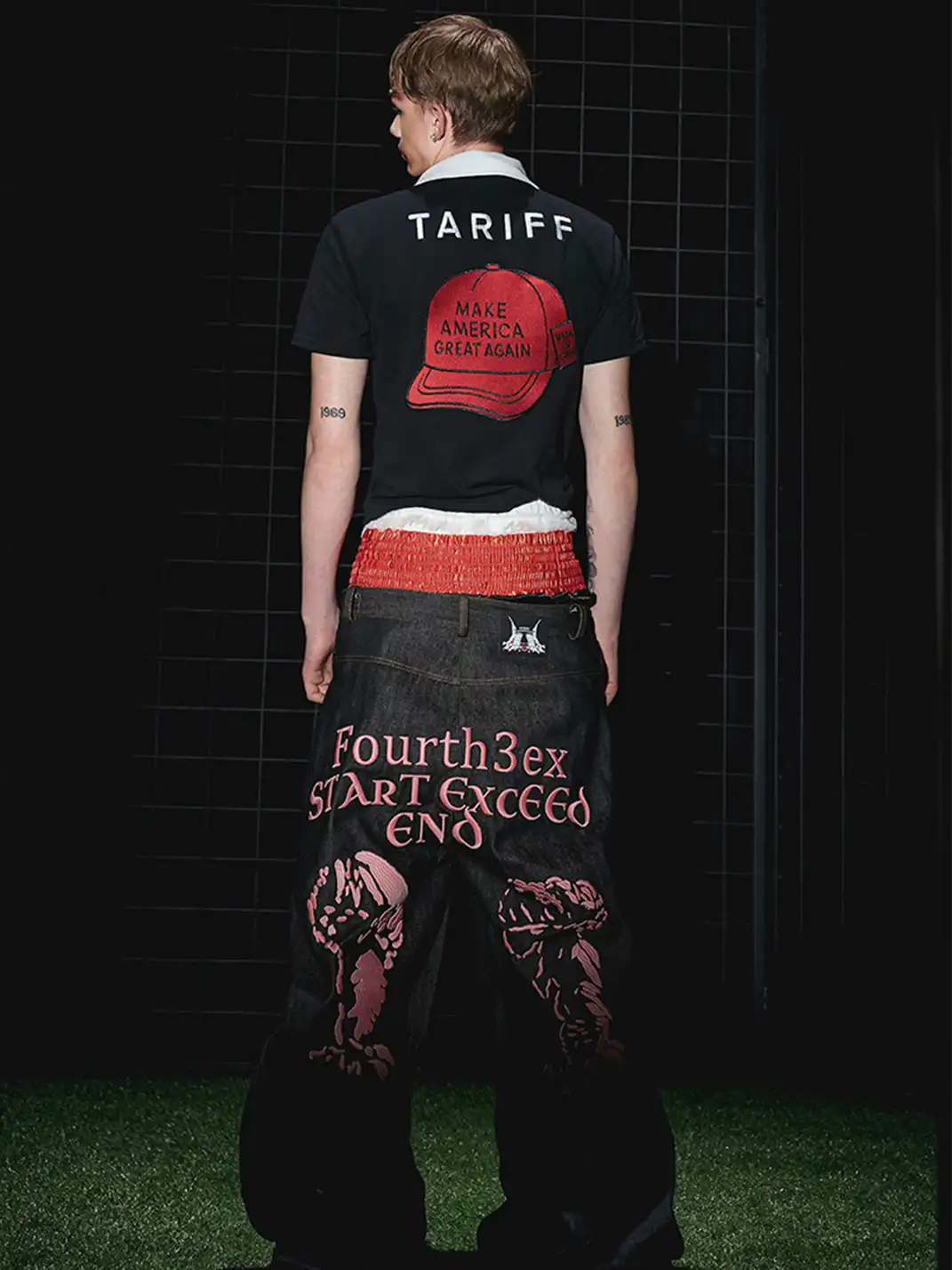 Fourth3ex | Color-Changing Embroidered Jeans