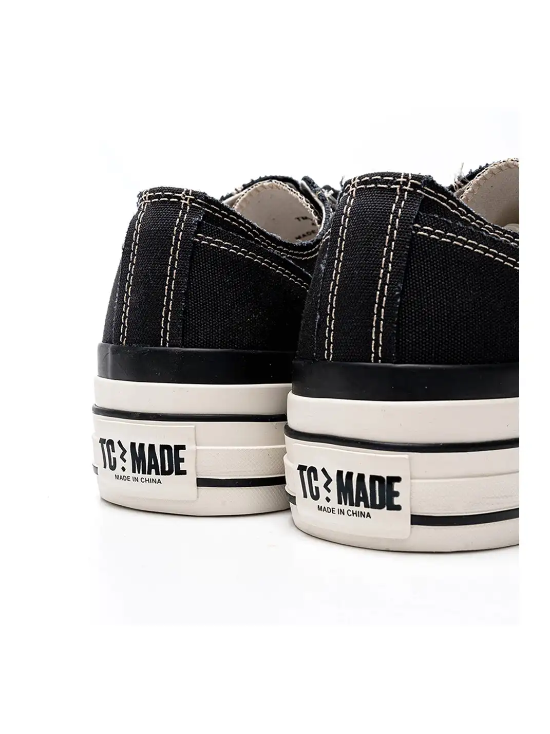 T/C MADEā016b Classic Jack Purcell Style Smiley-Toe Canvas Sneakers-Black