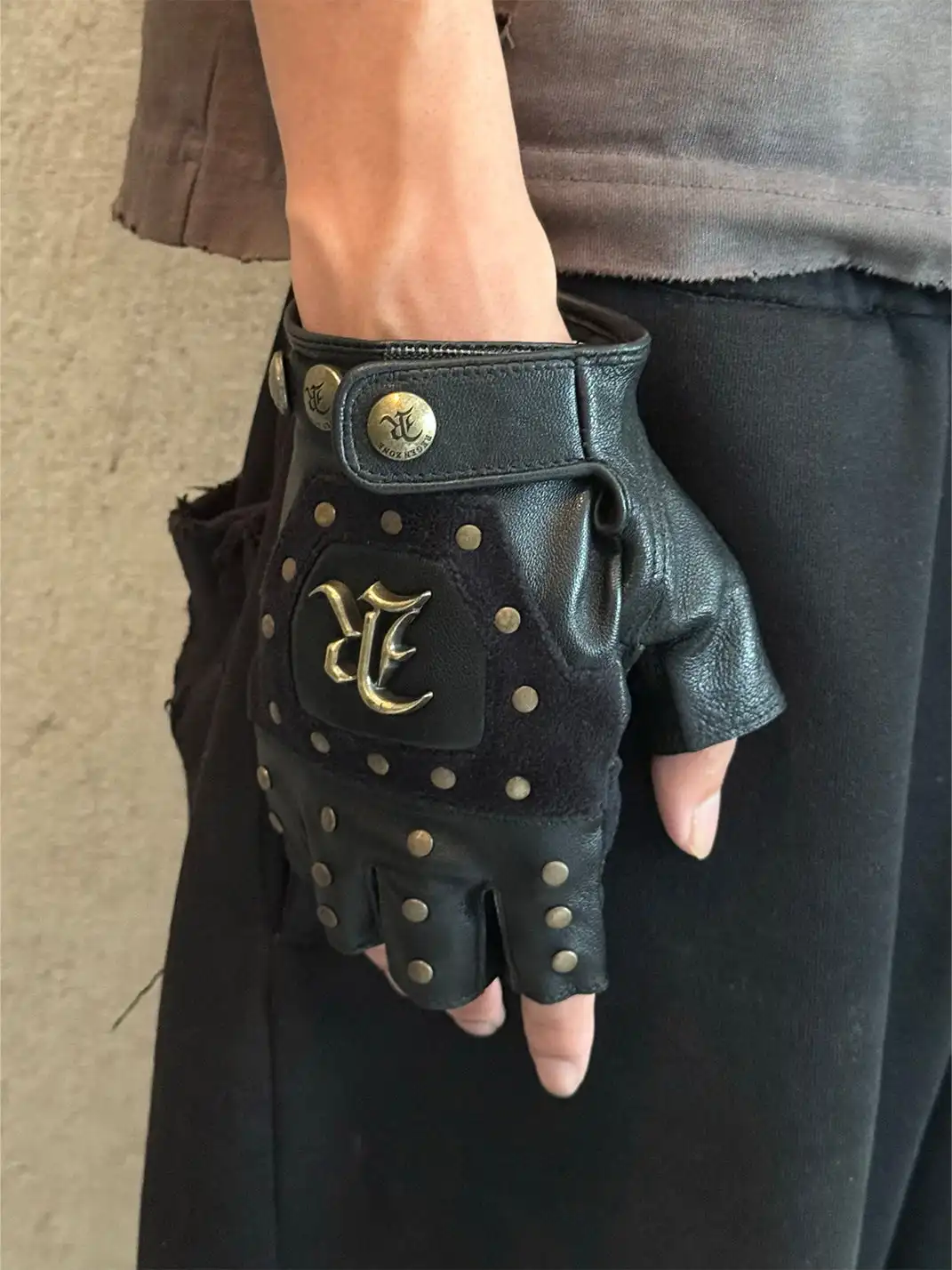 REGEN ZONE | Studded Leather Boxing Biker Gloves