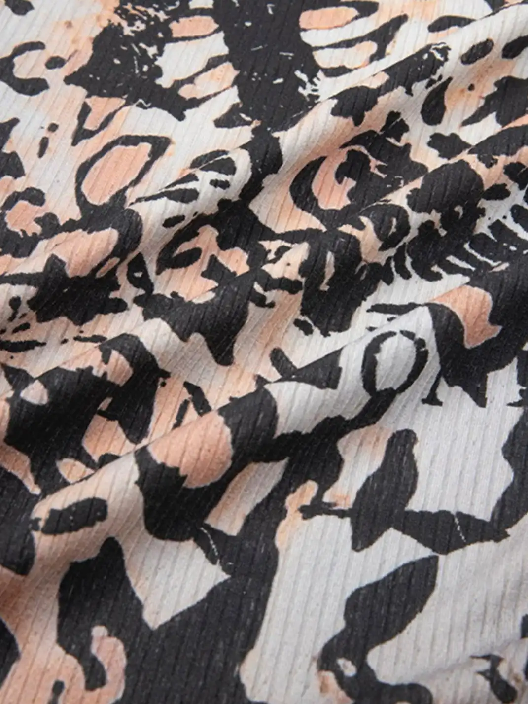 REGEN ZONE | Leopard Gradient Stretch Commute Tank