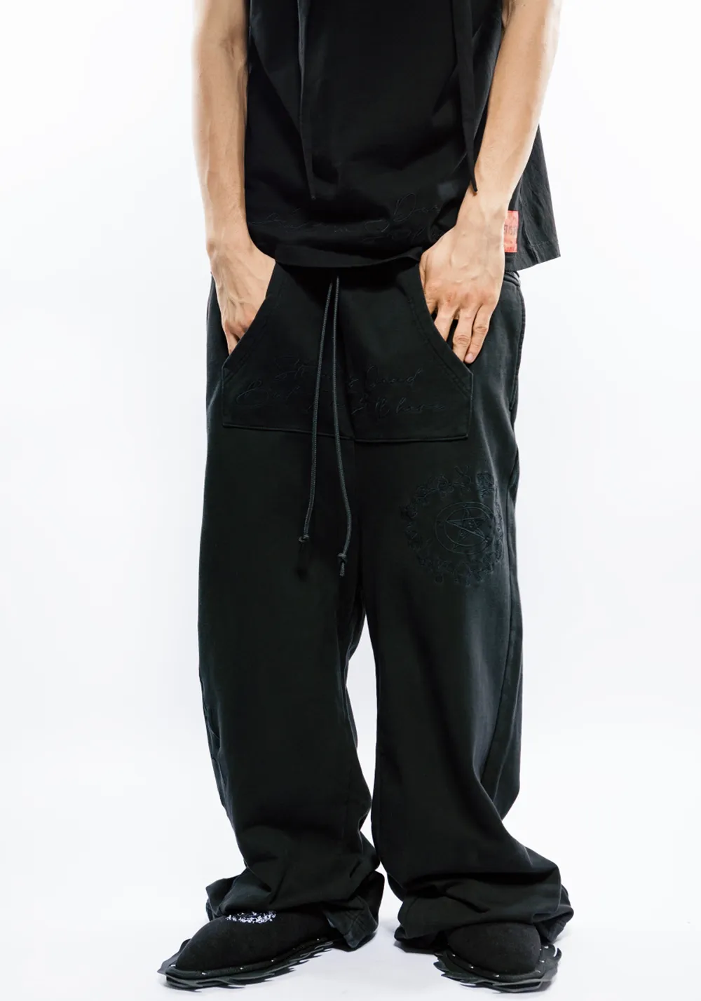 FVVO丨"Street Is Dead" Monochrome Tracksuit-Black PANTS